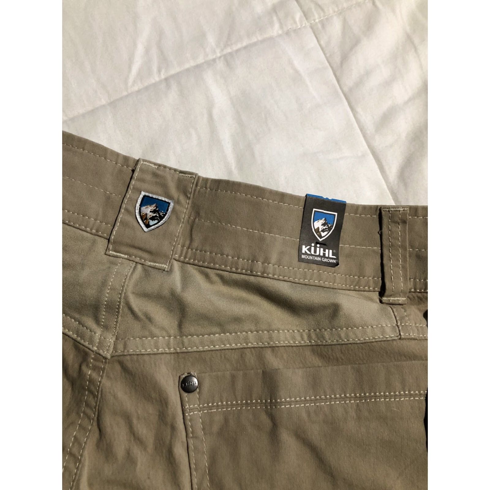 Vintage KUHL MEN’S RADIKL SHORT RHINOTEK 30x10 Desert Khaki Shorts Mens Regular Inseam 10" Outdoor Enduro Zipper Size US 30 / EU 46 - 8 Thumbnail