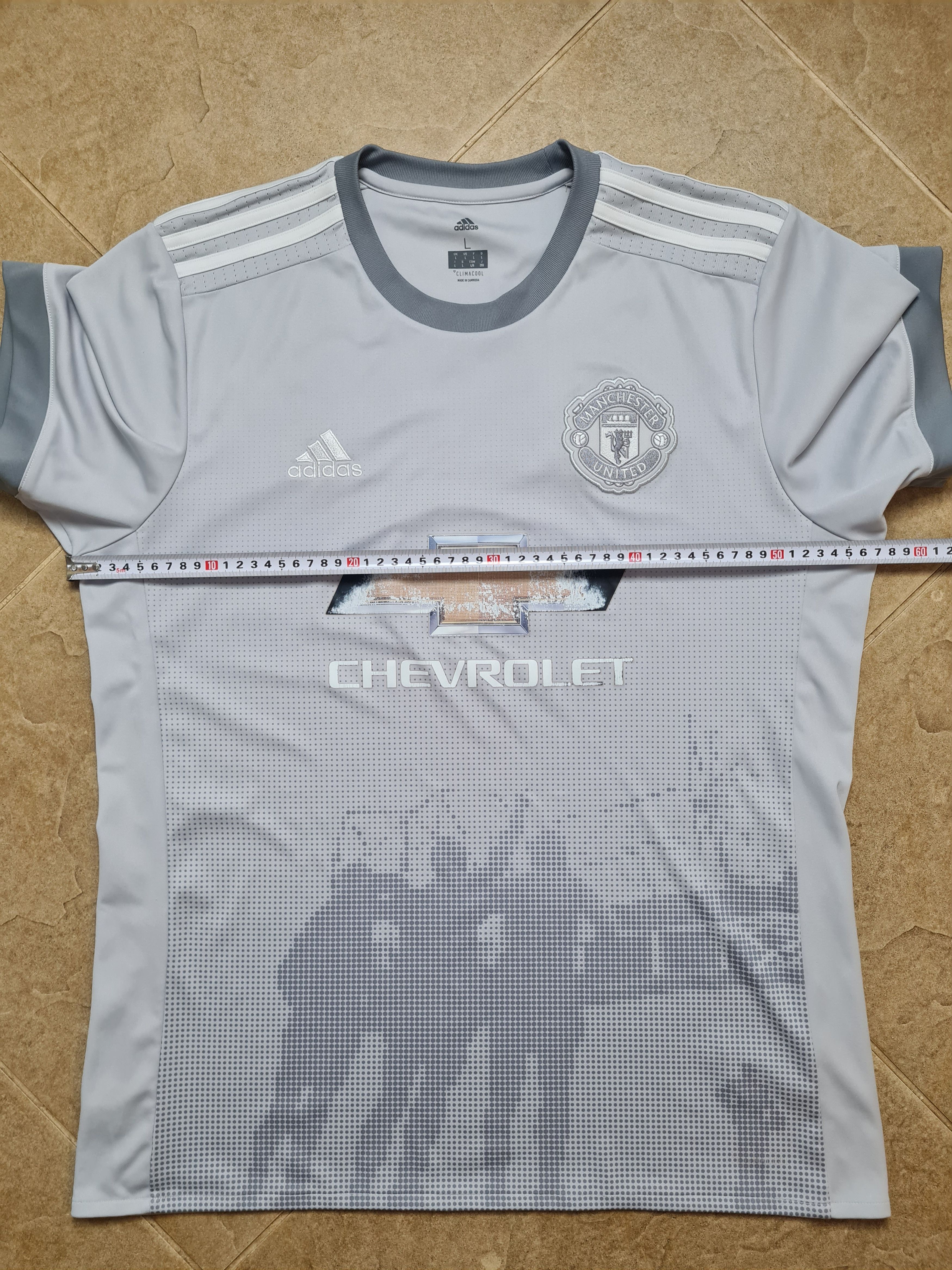 Adidas MANCHESTER UNITED 2017/2018 THIRD FOOTBALL ADIDAS AZ7565 Size US L / EU 52-54 / 3 - 6 Thumbnail