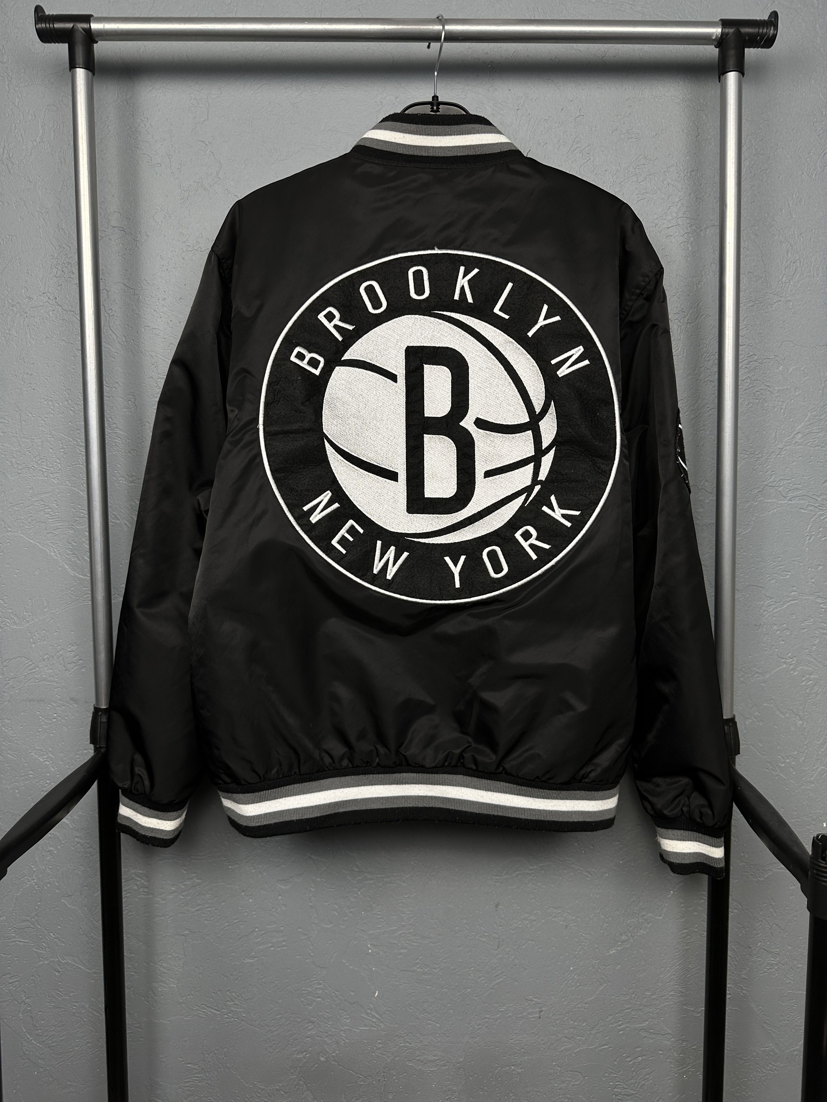 NBA NBA Brooklyn Nets Durant 7 Satin Bomber Jacket Size US XL / EU 56 / 4 - 1 Thumbnail