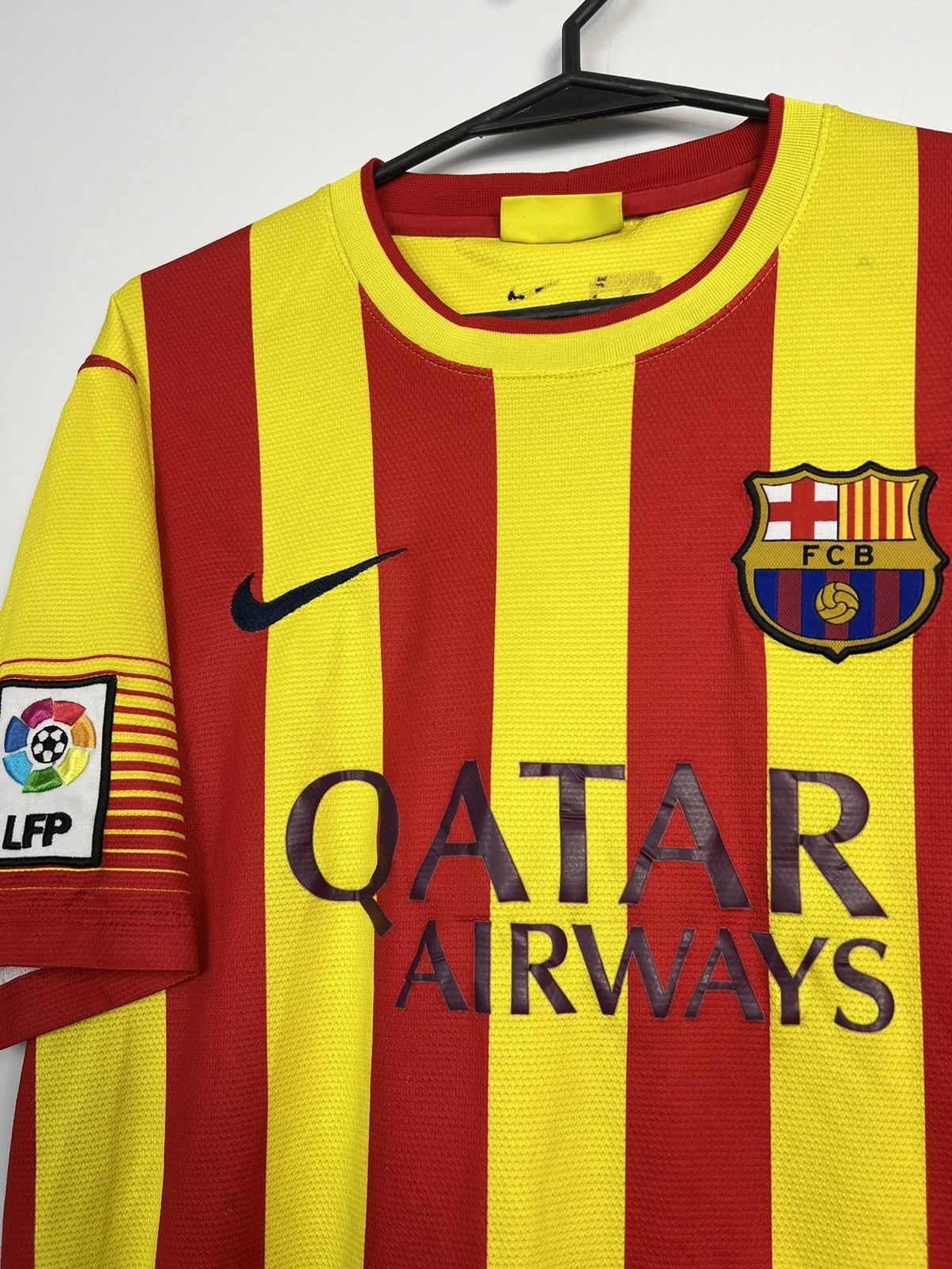 Nike Nike Barcelona 2013/2014 Soccer Jersey Size US M / EU 48-50 / 2 - 2 Thumbnail