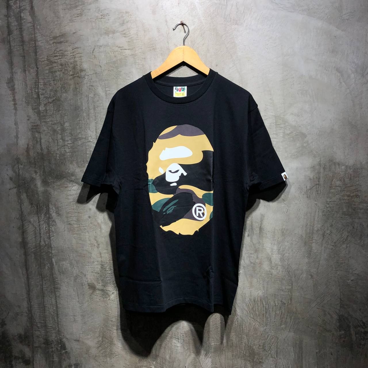 Bape BAPE Big Ape Head camo tee Size US L / EU 52-54 / 3 - 1 Thumbnail
