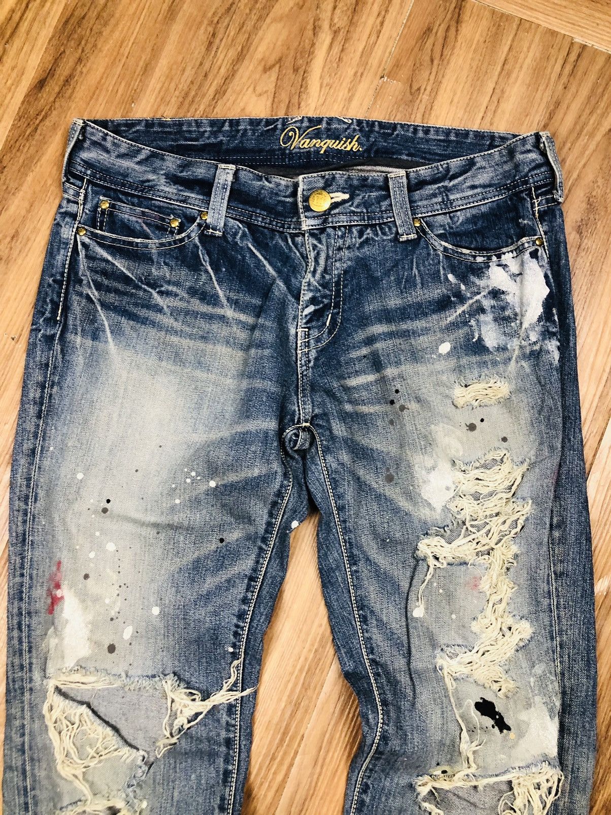 Vanquish Vanquish Gold Distressed Paint Splatter Denim (38) Size 35" - 3 Thumbnail