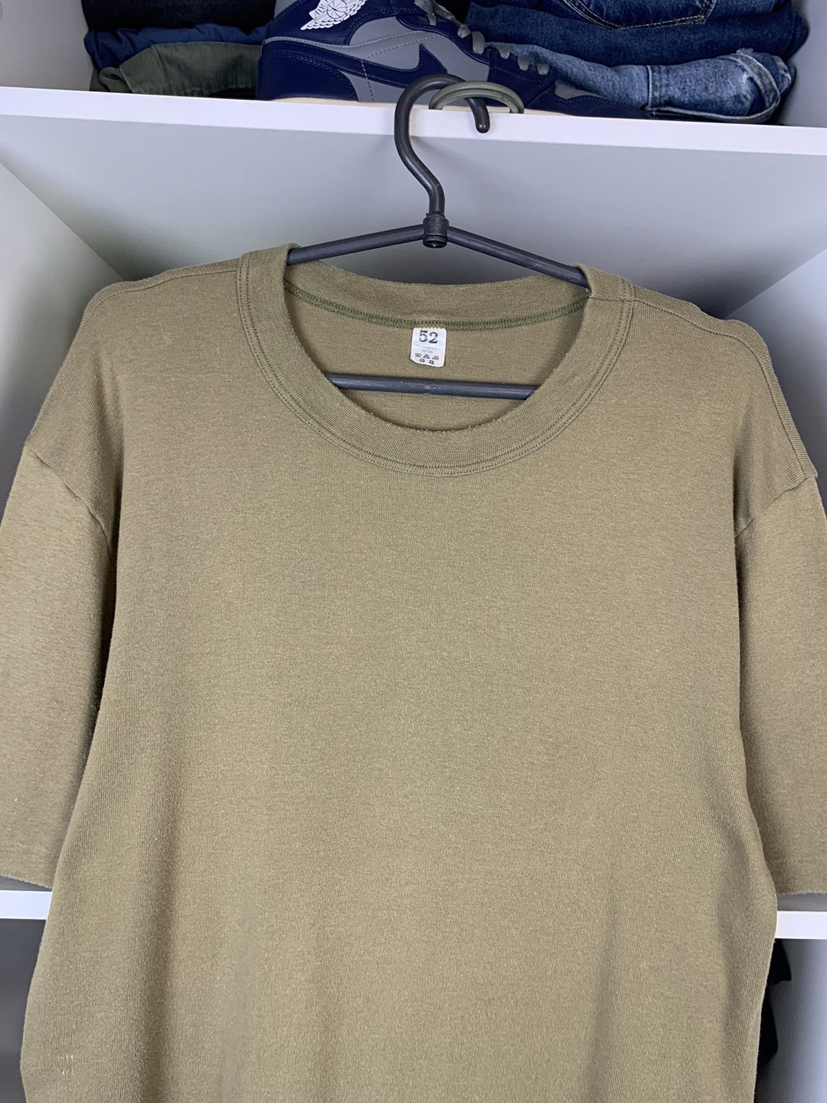 Vintage Vintage Blank Single Stitch T- Shirt Size 52 Size US L / EU 52-54 / 3 - 2 Thumbnail