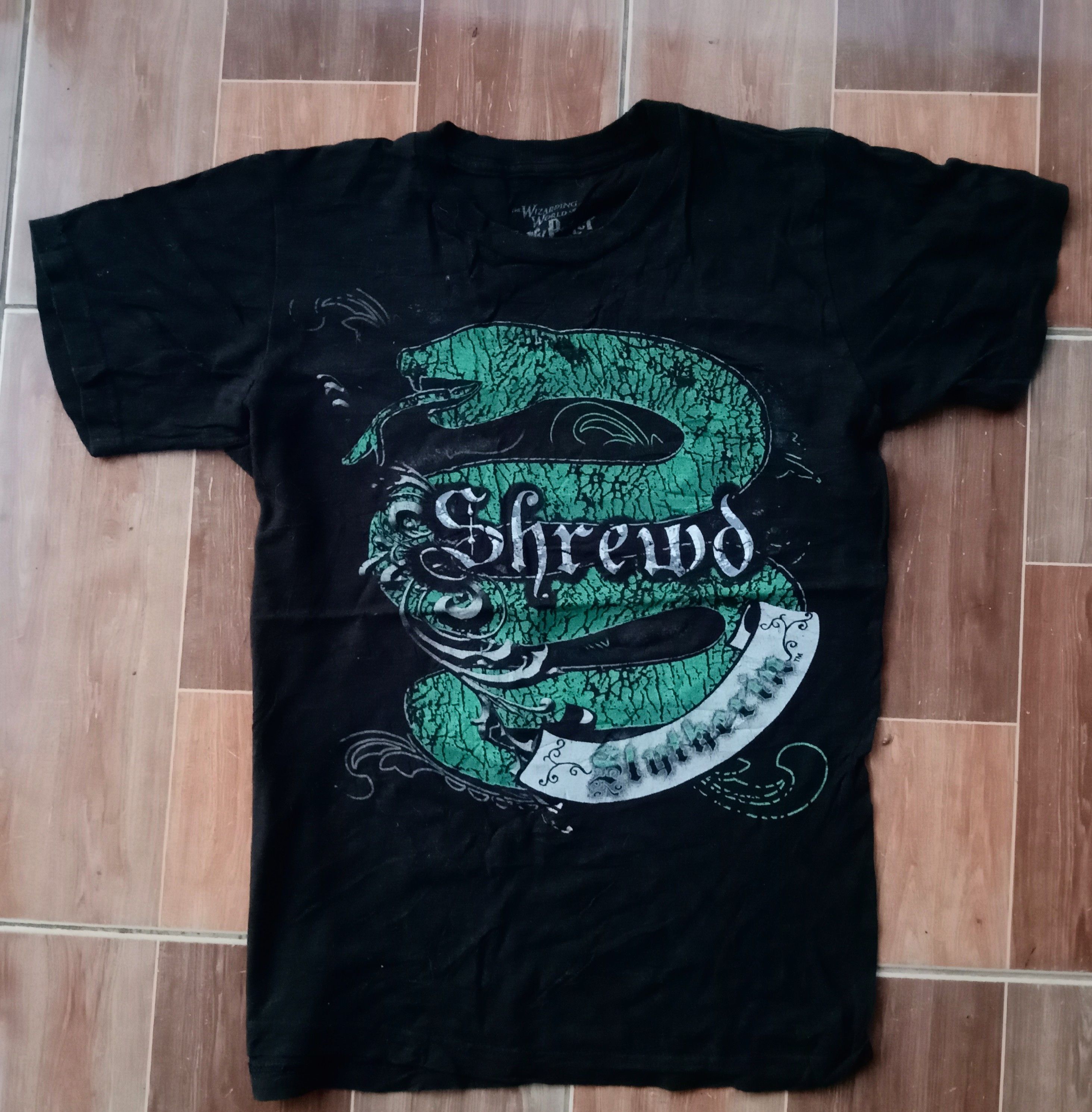 Universal Studios Slytherin Tee Size US S / EU 44-46 / 1 - 1 Thumbnail