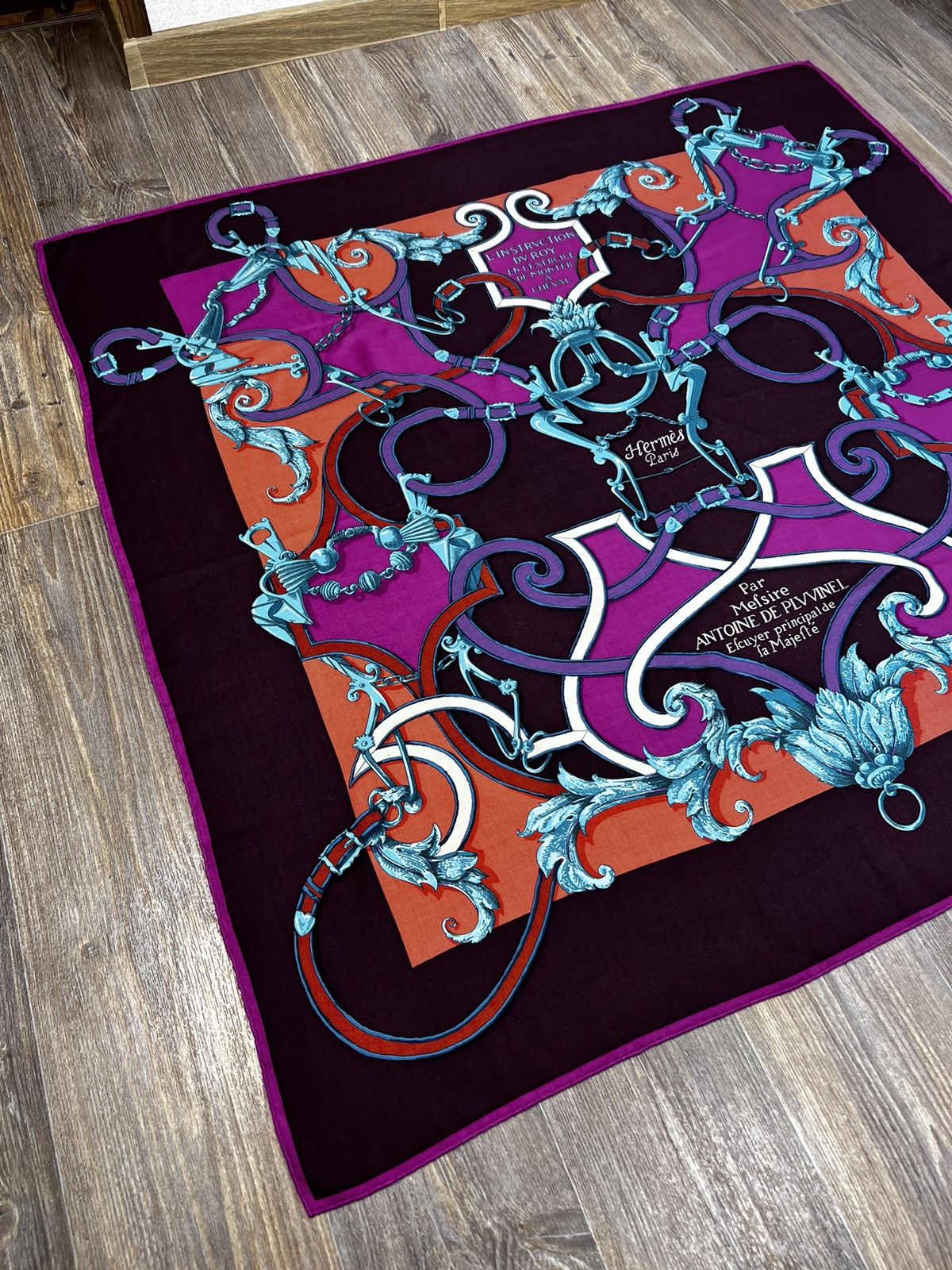 Hermes Hermes Paris L’Instruction Du Roy Cashmere Silk 140x140 cms Size ONE SIZE - 3 Thumbnail