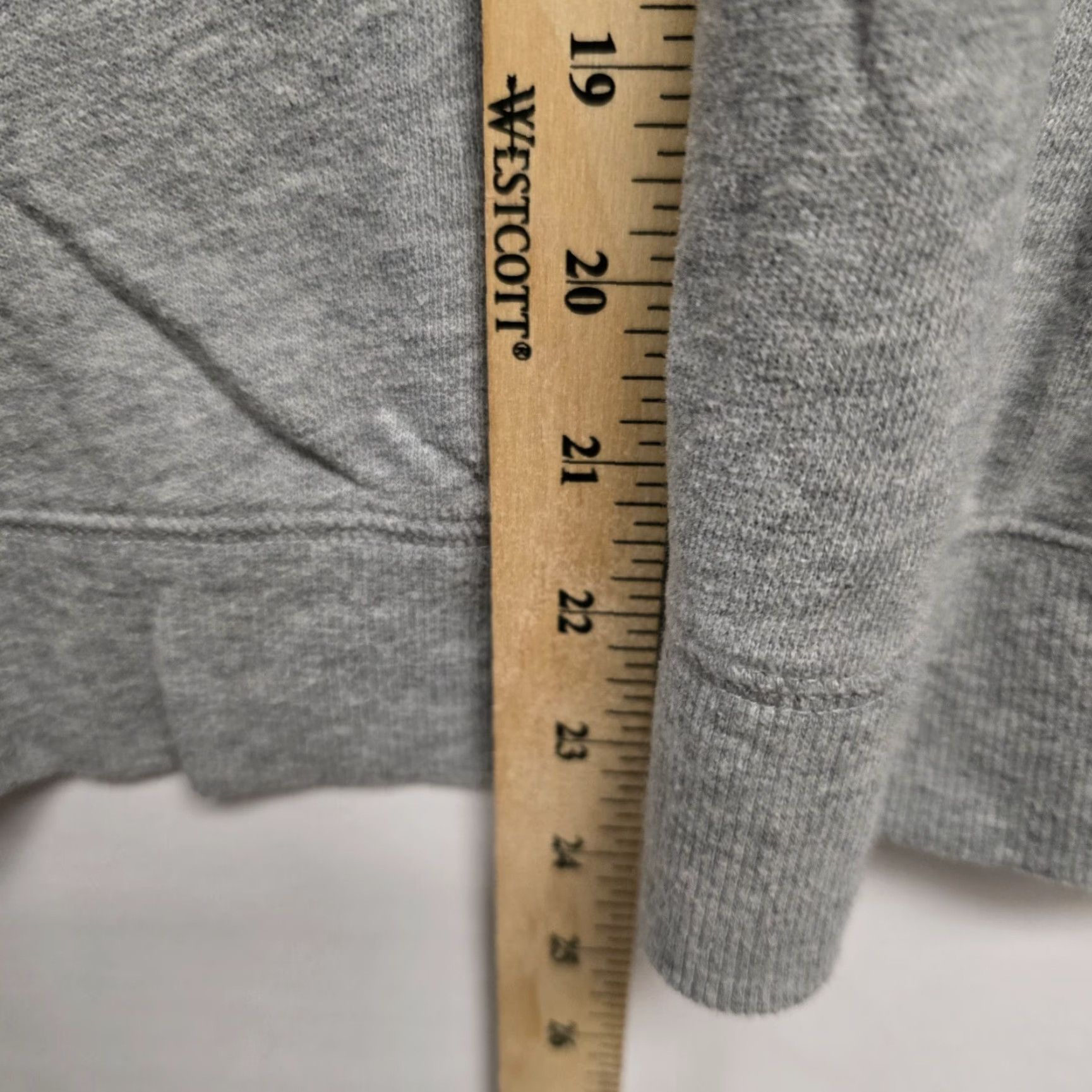 Victoria's Secret Victoria's Secret Supermodel Essentials Gray Button Cowl Neck Sweatshirt S Women Shirt/ Sweatshirt (Regular) Gray Size S / US 4 / IT 40 - 7 Thumbnail