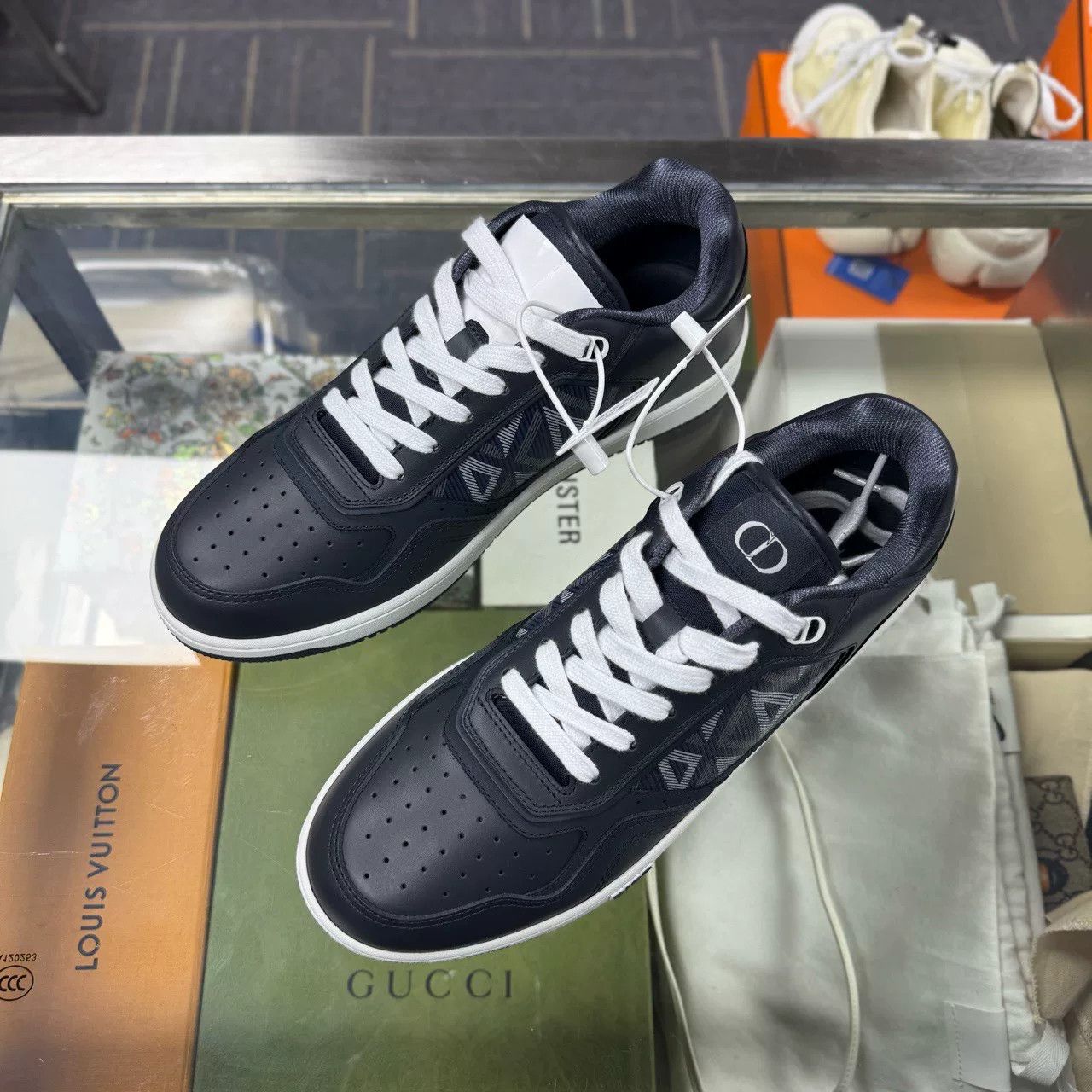 Dior DIOR B27 All-Over Print Sneakers Size US 8.5 / EU 41-42 - 1 Thumbnail