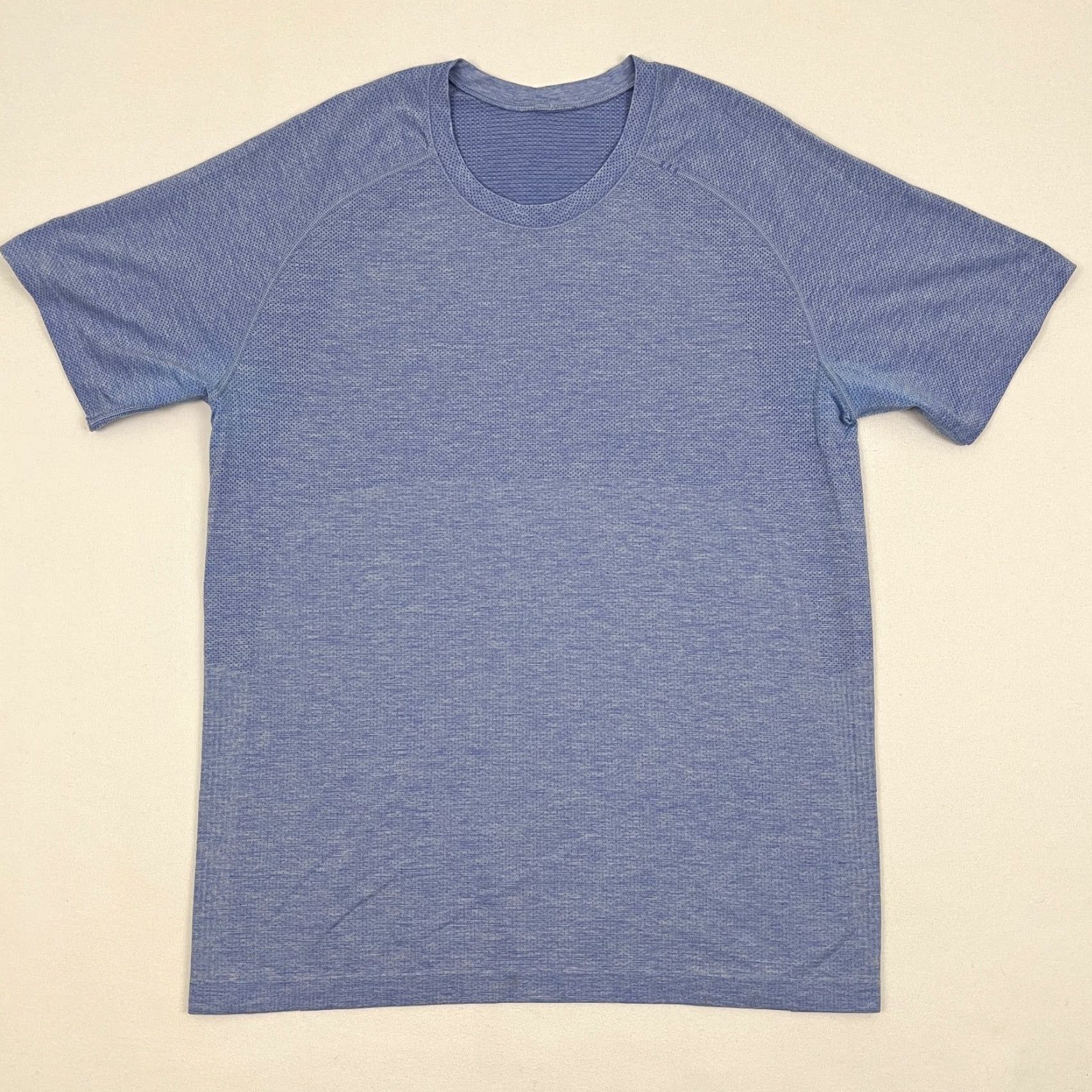 Lululemon Lululemon Metal Vent Tech Shirt Mens L Blue Active Workout Running Training Gym Size US L / EU 52-54 / 3 - 3 Thumbnail