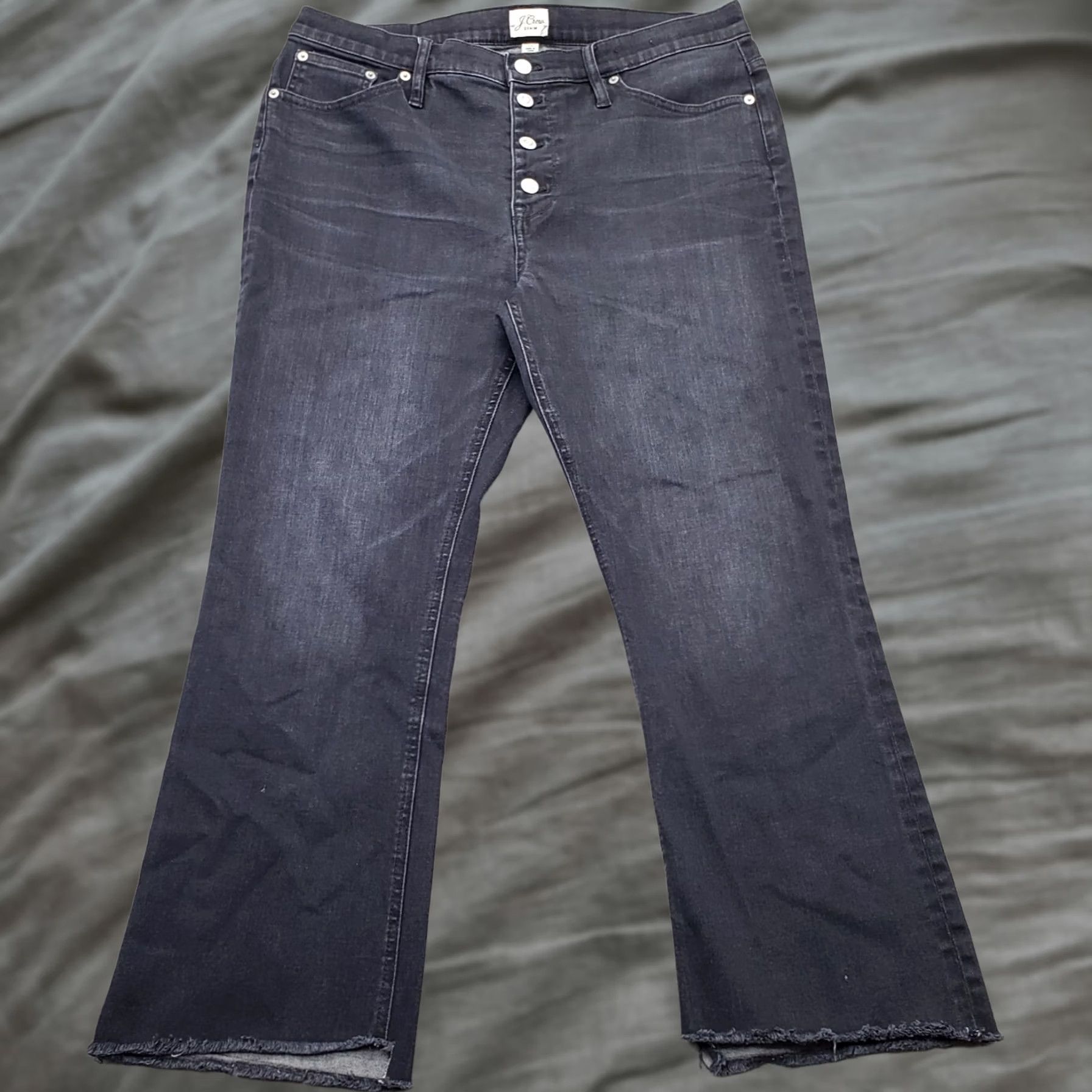 J.Crew J.CREW Bootcut Jeans Womens Size 32 Black Denim Cotton Frayed Hem 4-Button Fly Size 24" / US 00 / IT 34 - 1 Thumbnail