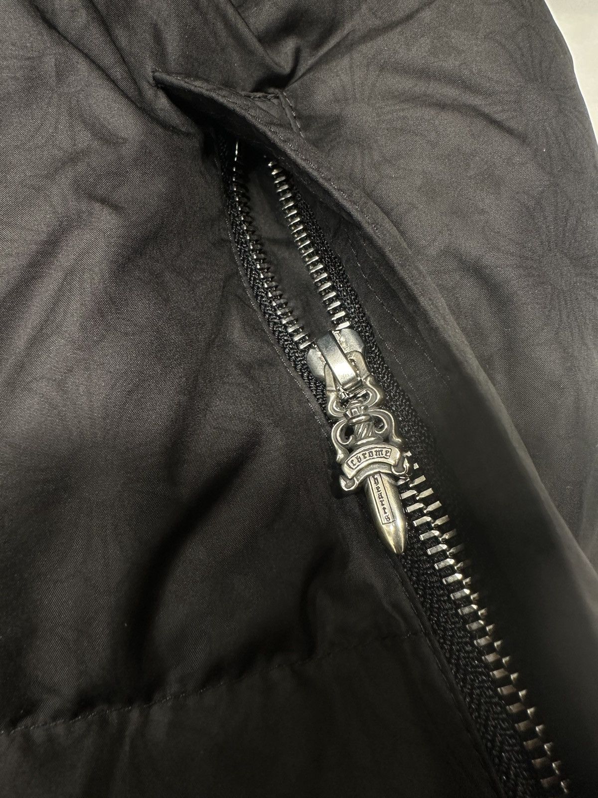 Chrome Hearts 🔥Chrome Hearts Black Pattern Stiff V2 Puffer Down Jacket🔥 Size US XXL / EU 58 / 5 - 7 Thumbnail