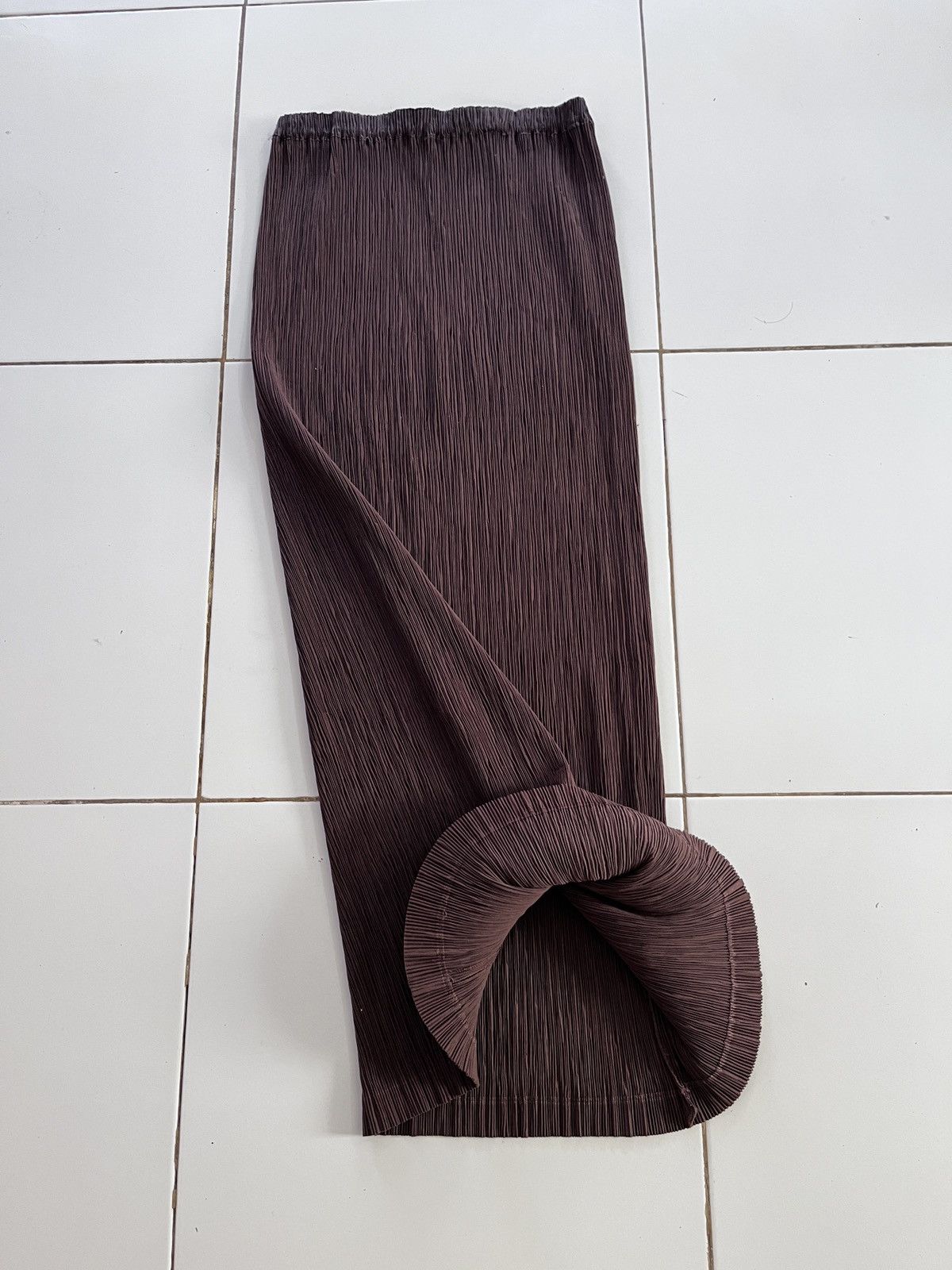 Pleats Please Issey Miyake Brown Issey miyake pleats 1990 Size 28" / US 6 / IT 42 - 4 Thumbnail