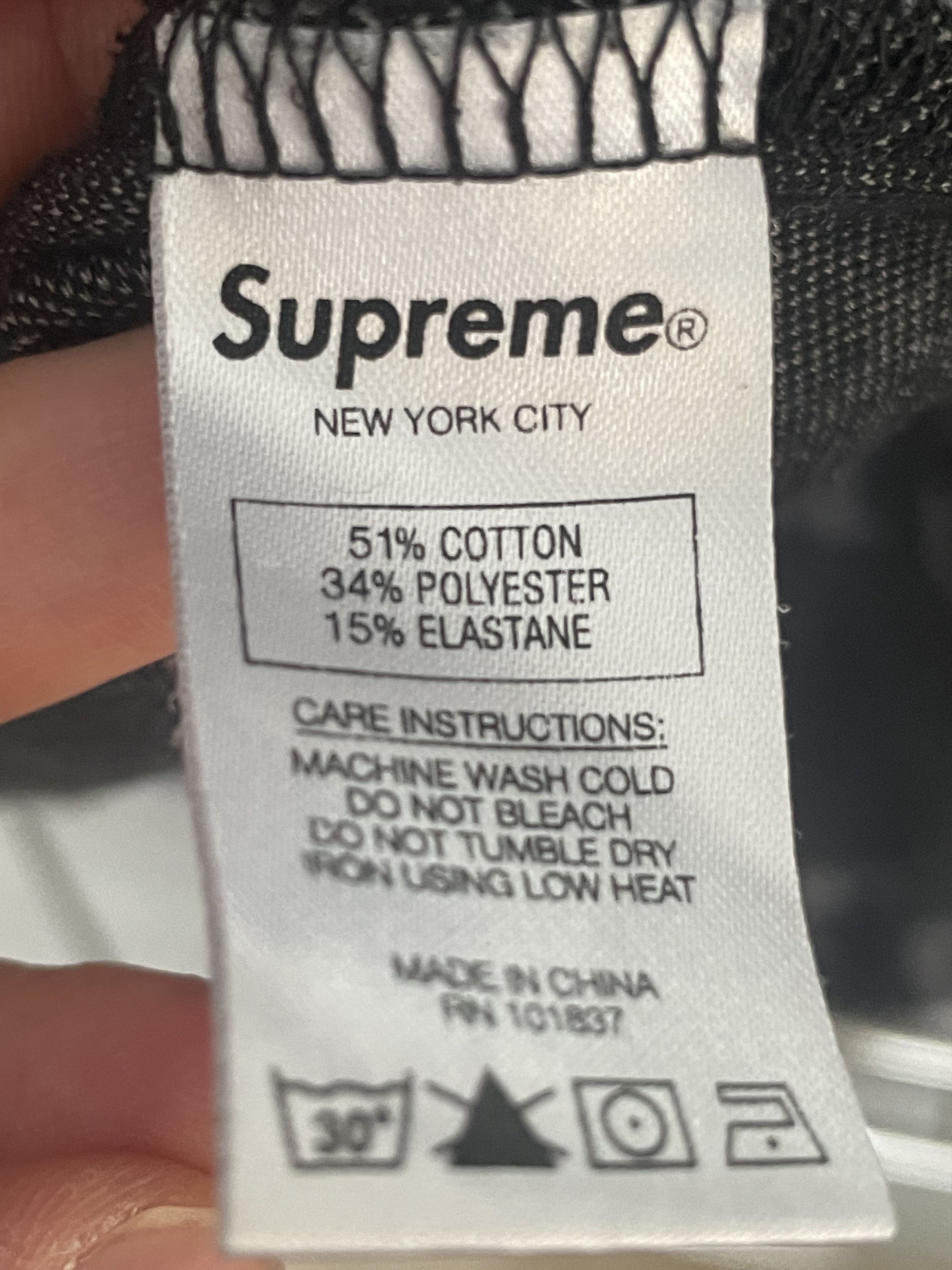 Supreme Jacquard Logo Crewneck black SS18 Size US XL / EU 56 / 4 - 6 Thumbnail