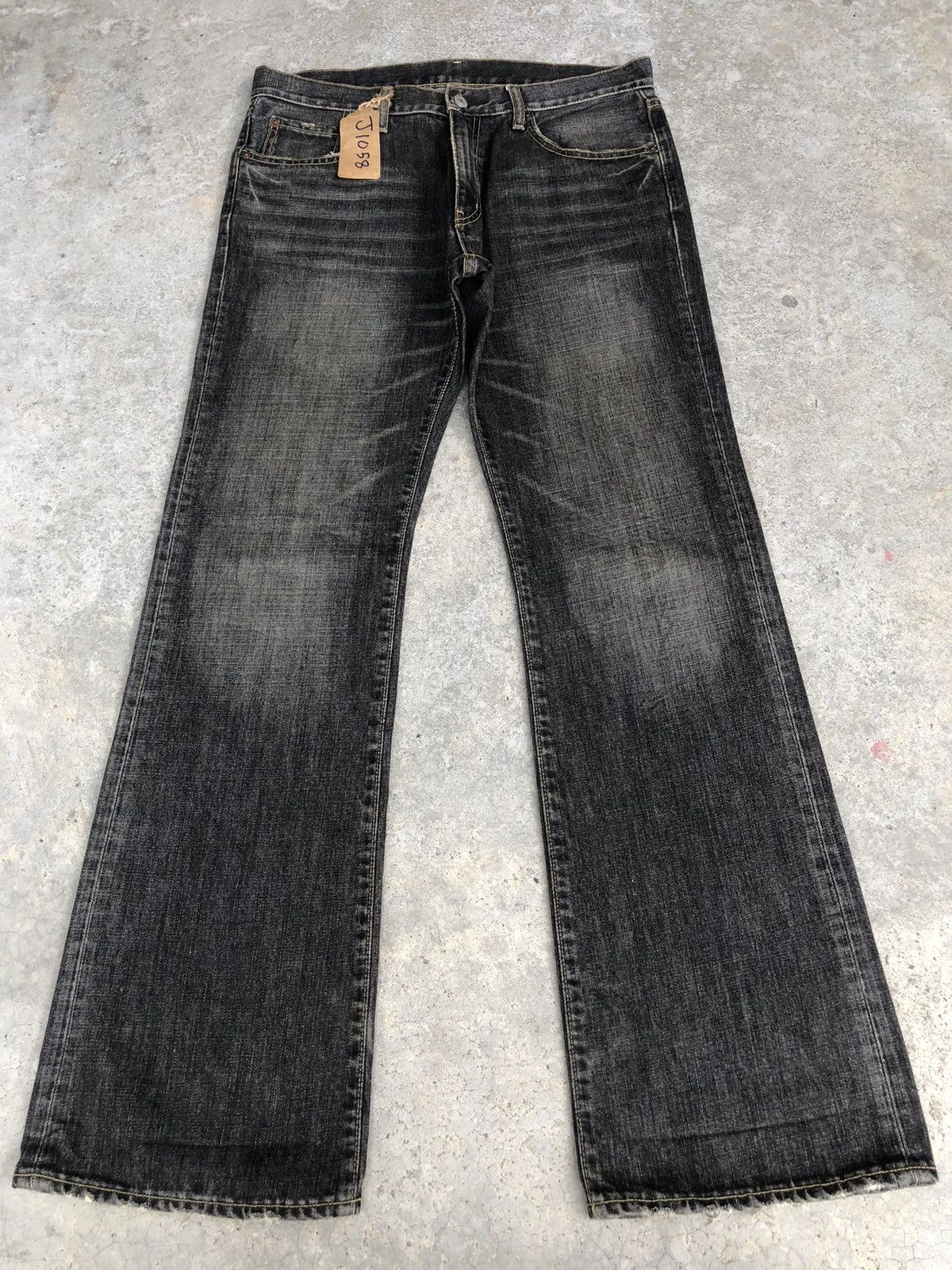 If Six Was Nine Japanese Uniqlo Flared Jeans Distressed Jeans Size US 33 - 1 Thumbnail