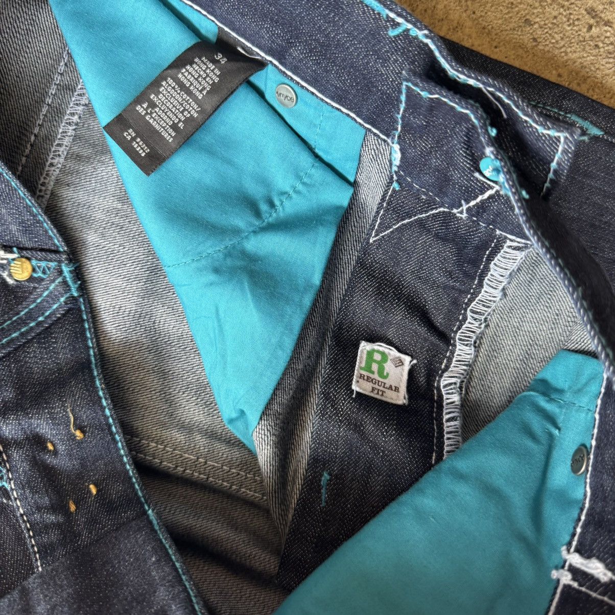 Enyce BAGGY VINTAGE Y2K ENYCE HEX STYLE EMBROIDERED DENIM JEANS Size US 34 / EU 50 - 16 Thumbnail
