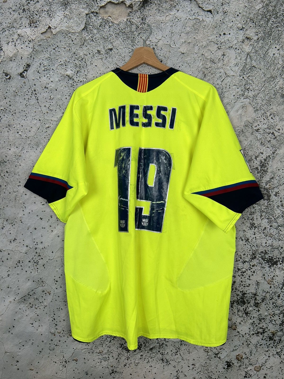 Nike Vintage FC Barcelona Messi Nike Soccer Jersey Football Rare Size US XL / EU 56 / 4 - 2 Thumbnail