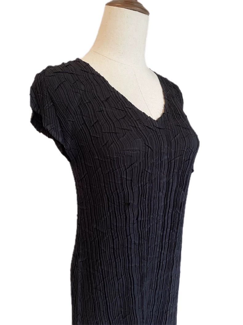 Issey Miyake Issey Miyake size:2 Black mainline dress Size M / US 6-8 / IT 42-44 - 2 Thumbnail