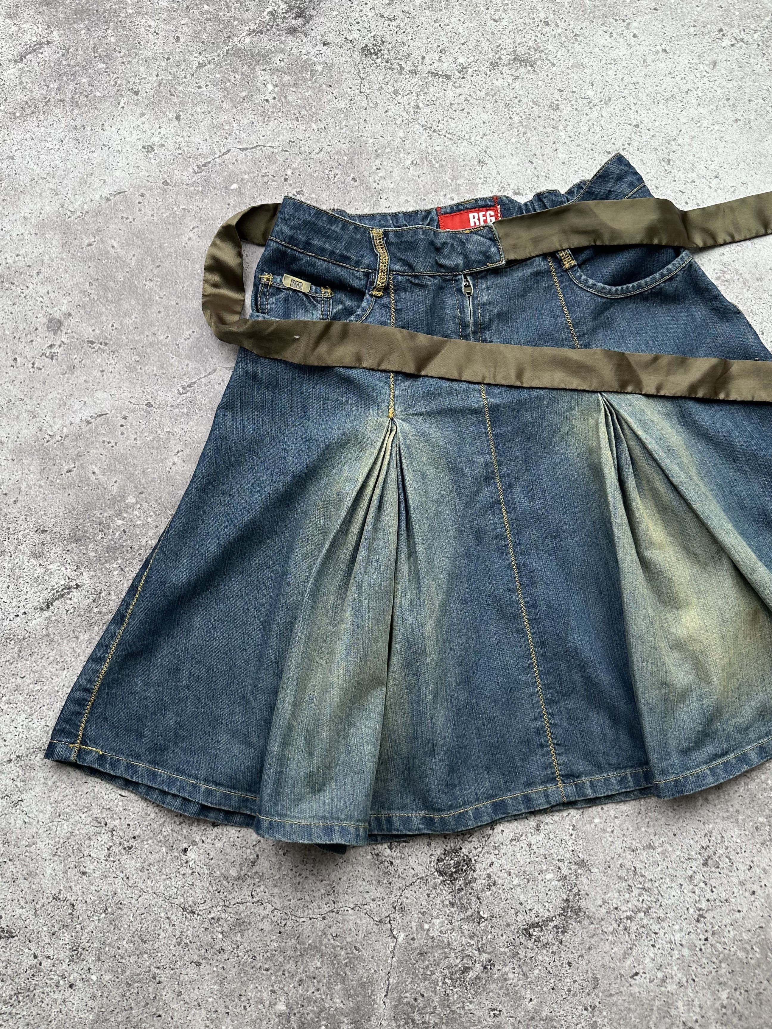 Japanese Brand Vintage Super Flare Skirt C265(V359)(E8) Size 25" / US 0 / IT 36 - 2 Thumbnail