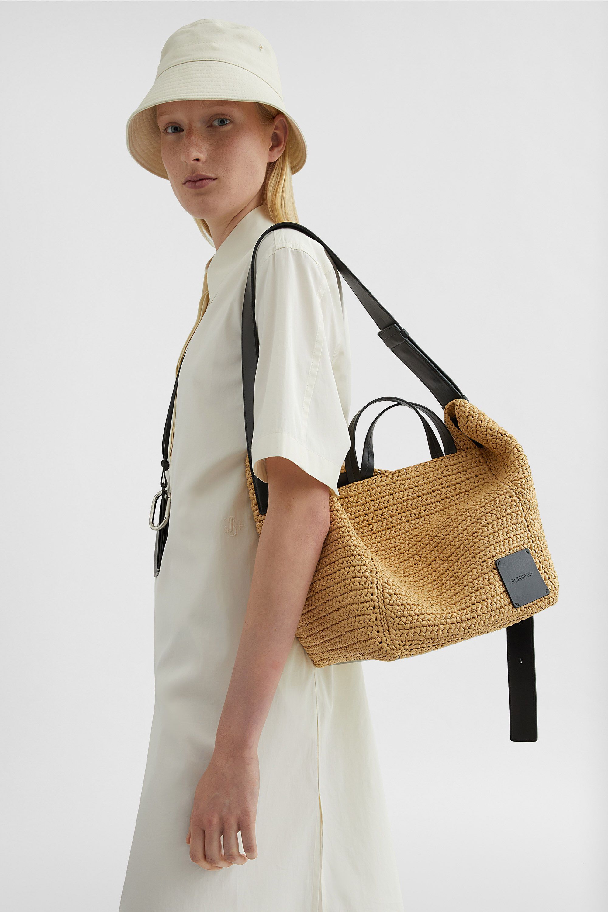 Jil Sander o1loc1c0426 Size:OS/Utility Tote Medium in Beige Size ONE SIZE - 5 Thumbnail