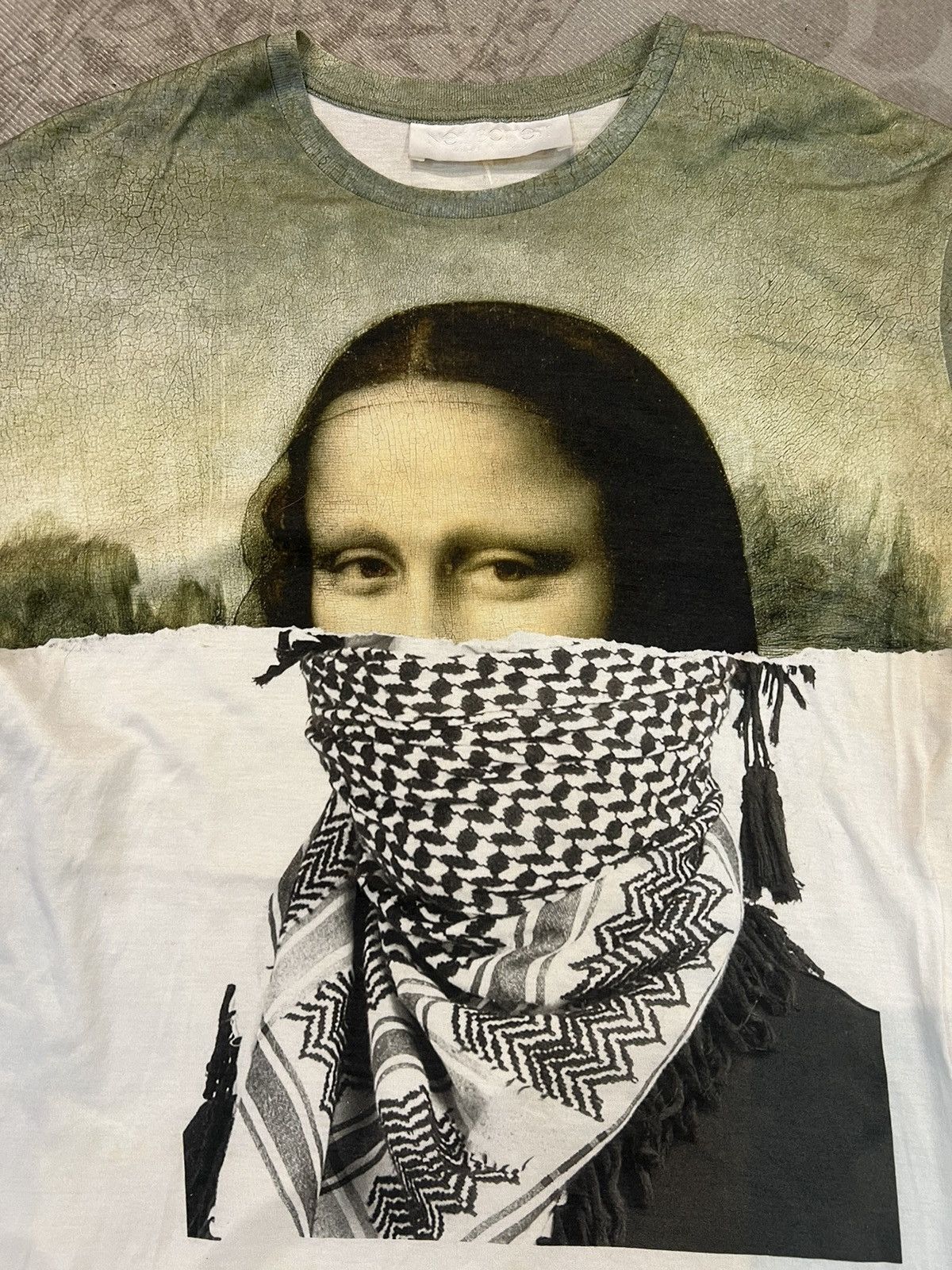 Neil Barrett Da Vinci Kefiah Tshirt Size US M / EU 48-50 / 2 - 2 Thumbnail