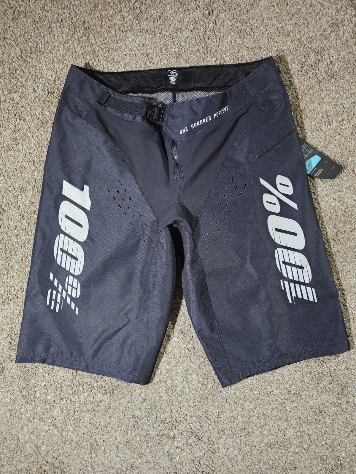 Designer 100% Mens 36 Downhill Cool R-Core Mountain Bike Shorts Black Size ONE SIZE - 1 Thumbnail