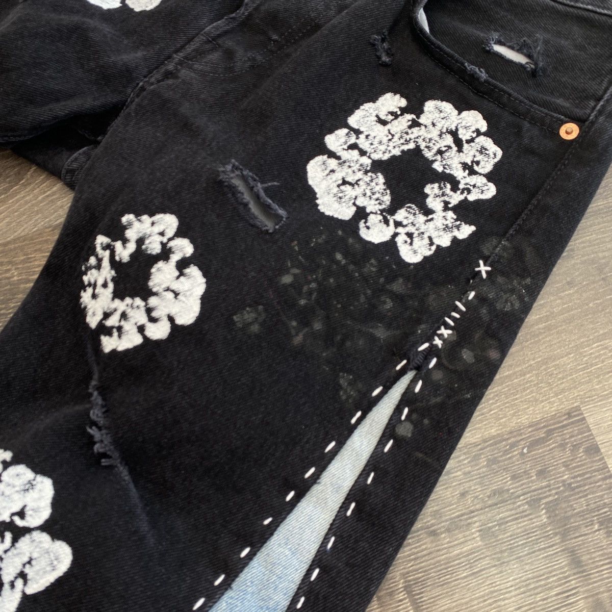DENIM TEARS × Levi's Denim Tears x Levi’s (blk) Denim Pant Size US 28 / EU 44 - 7 Thumbnail