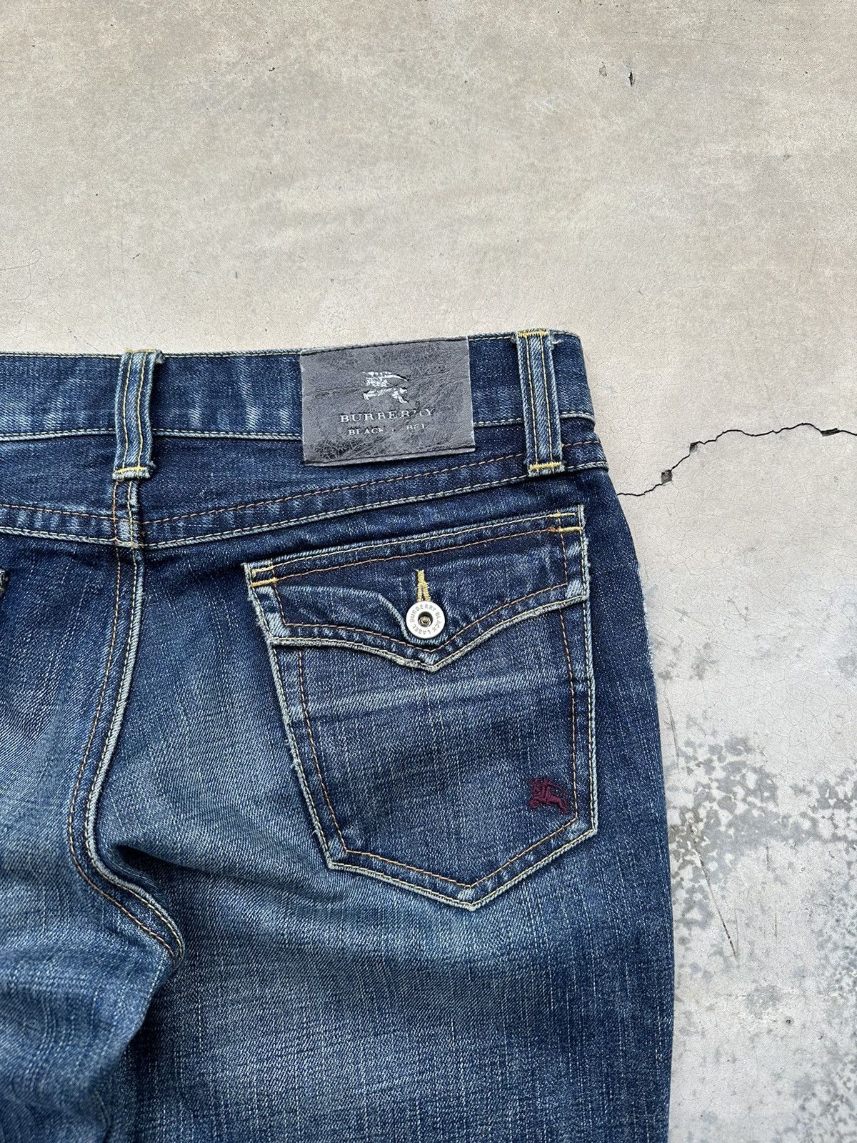 Burberry 👹Burberry Black Label Straight Cut Denim Size US 30 / EU 46 - 8 Thumbnail