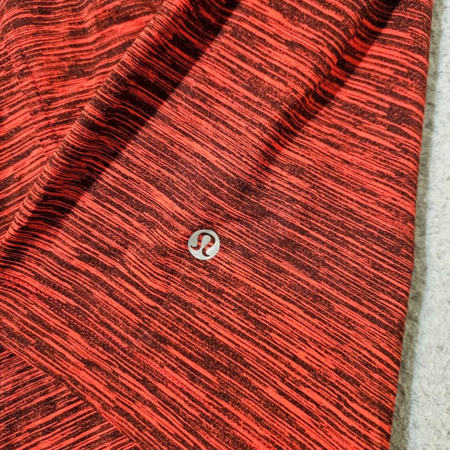 Lululemon Lululemon Core Short Mens Large Black Red Heathered Unlined 11" Hidden Pocket Size US 33 - 4 Thumbnail
