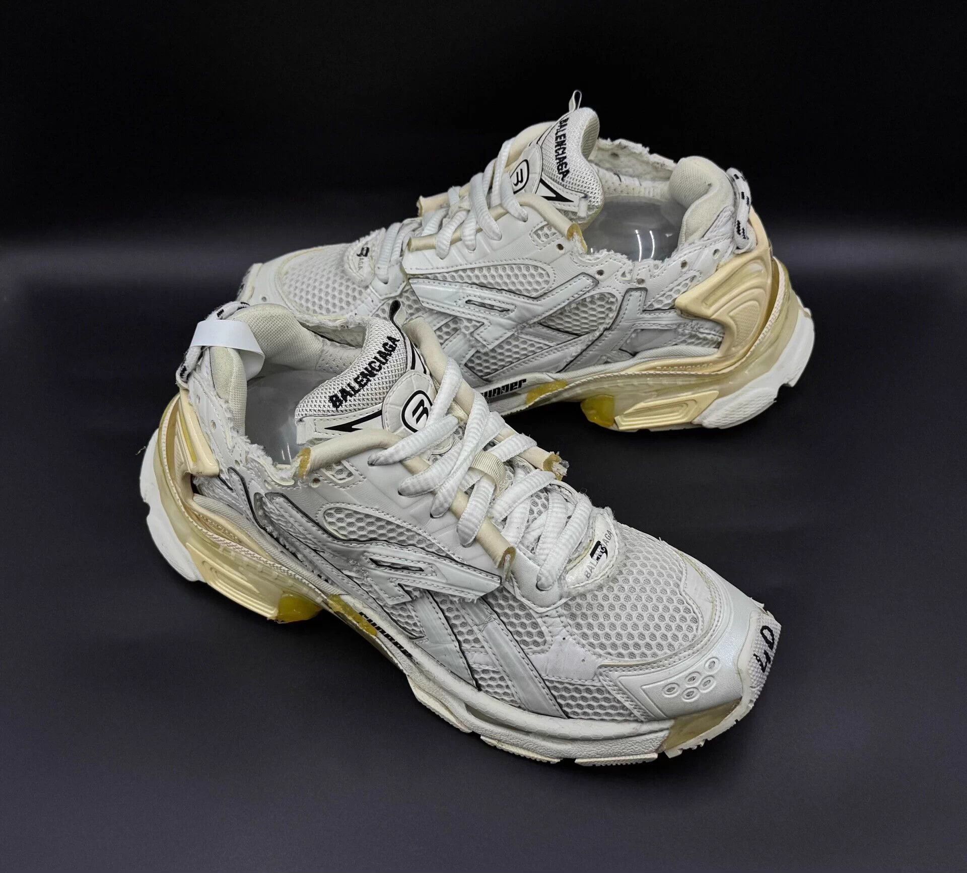Balenciaga Balenciaga Runner Aged Mesh Poly LT Men White Size US 7 / EU 40 - 7 Thumbnail