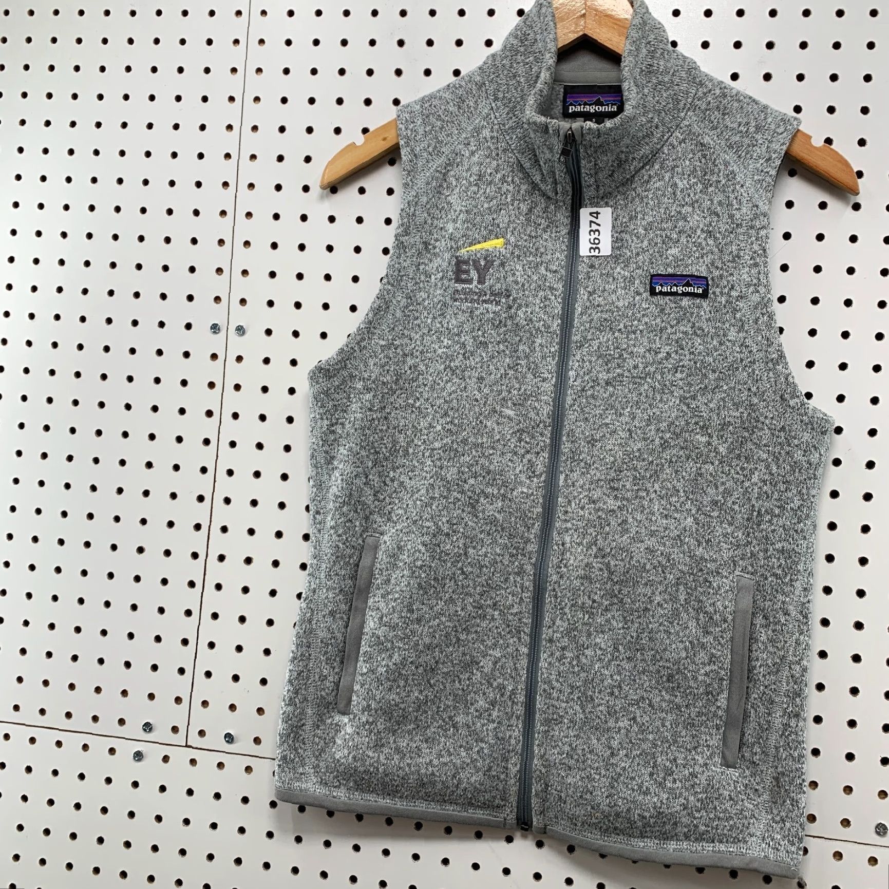 Patagonia Patagonia Better Sweater Vest Jacket Womens Small Gray Zip Sleeveless 17x24 Size S / US 4 / IT 40 - 3 Thumbnail