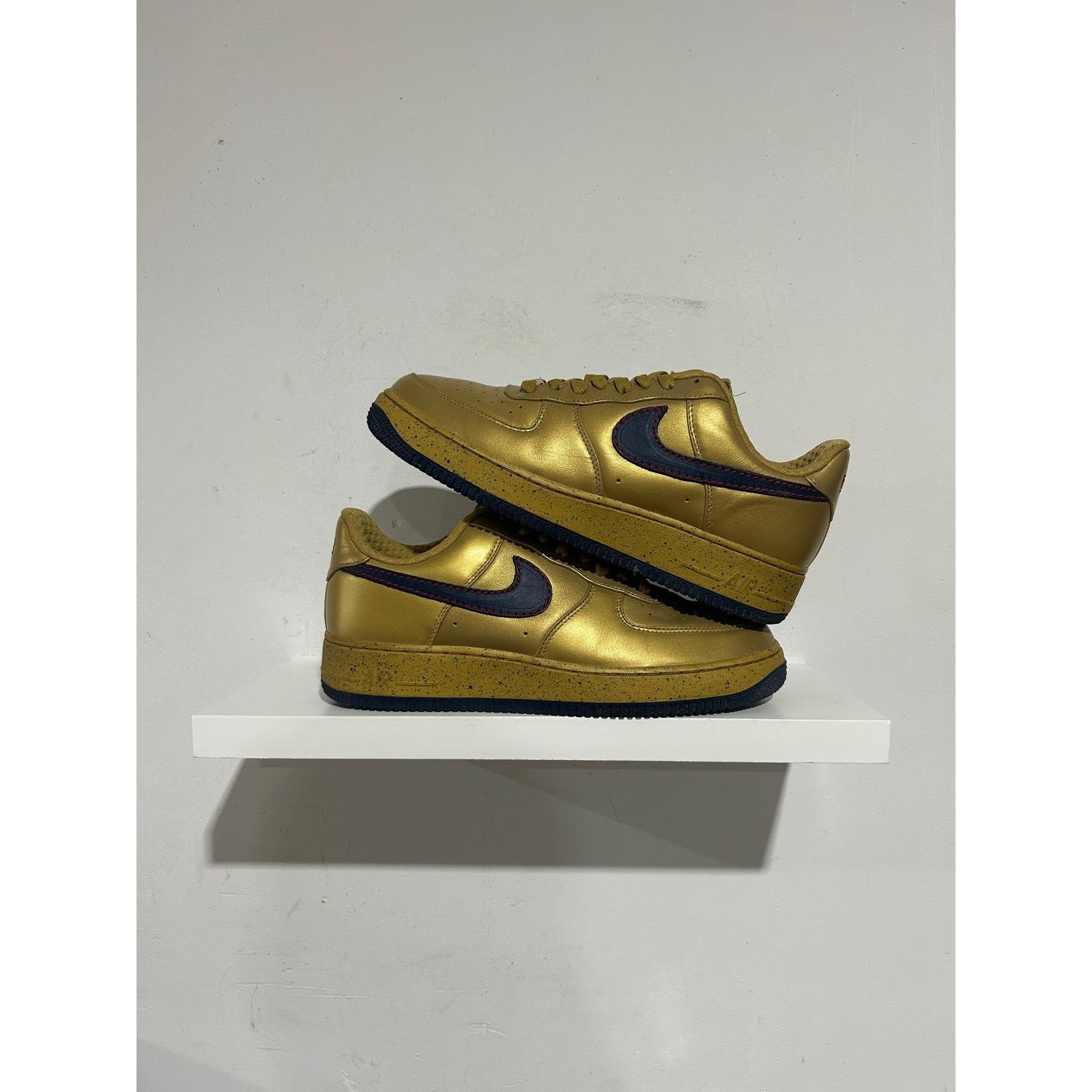 Nike NIKE AF1 CHARLES BARKLEY SIZE 9 Size US 9 / EU 42 - 4 Thumbnail