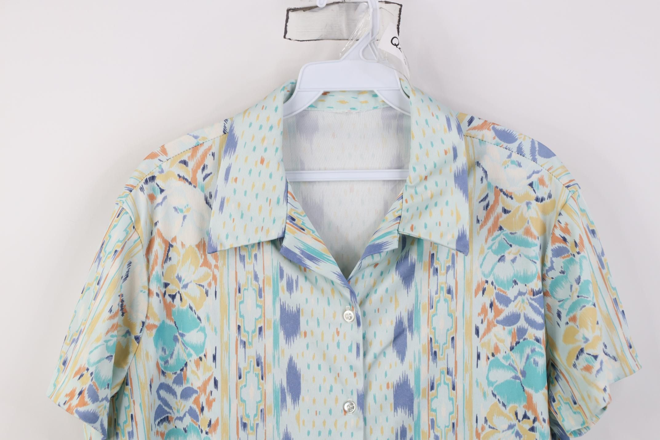 Vintage Vintage 70s Streetwear Flower Knit Camp Collar Button Shirt Size L / US 10 / IT 46 - 2 Thumbnail