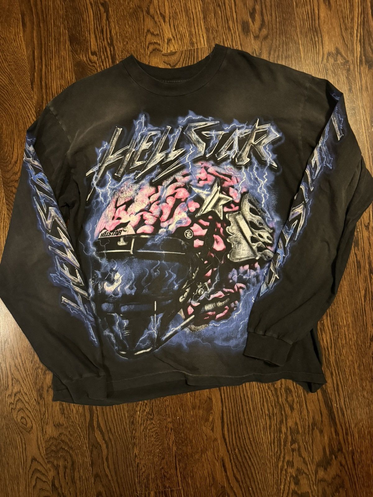 image of Hellstar Brain Helmet Longsleeve Shirt in Grey, Men's (Size XL)
