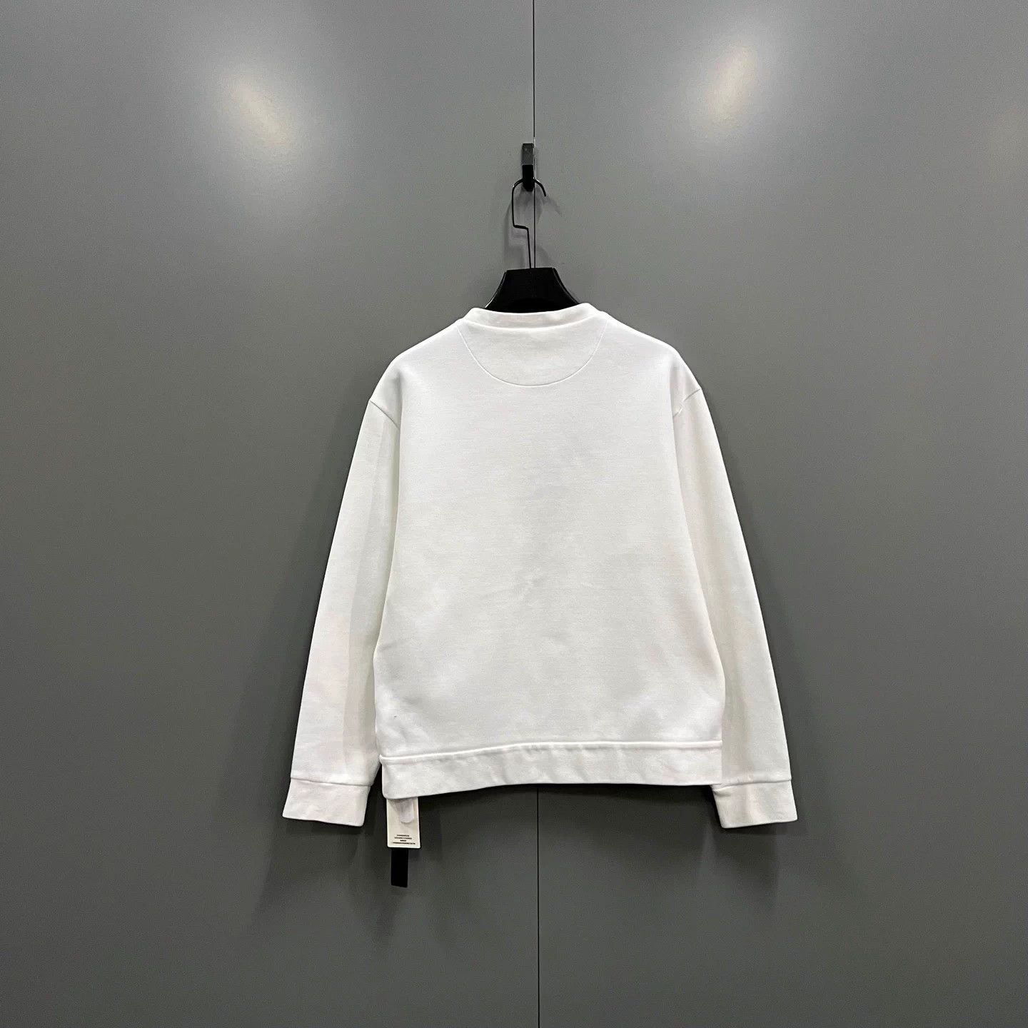Prada PRADA white front logo print sweatshirt L 95 new Size L / US 10 / IT 46 - 3 Thumbnail