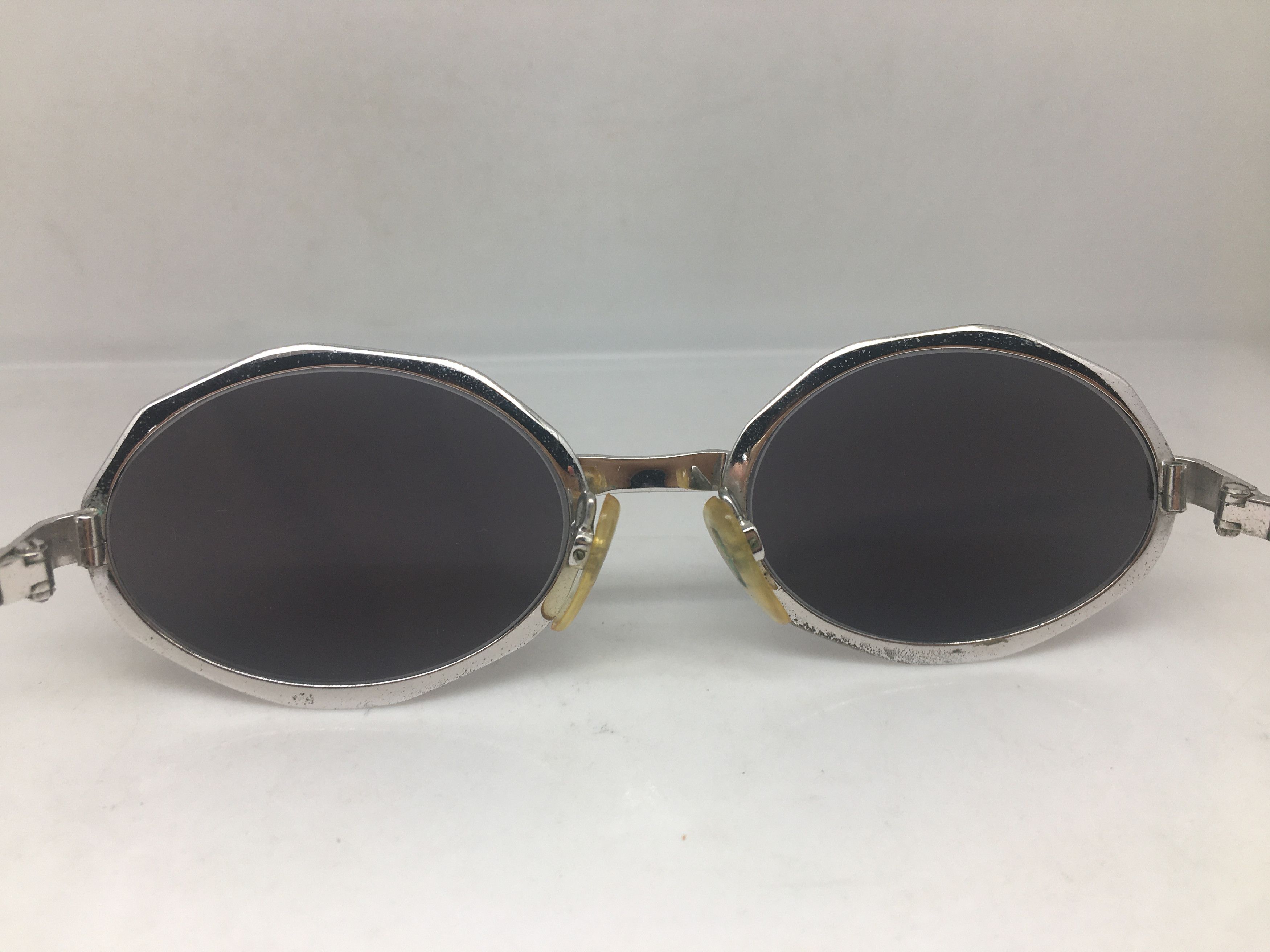 Vintage Vintage 70s Silver Oval Sunglasses Frame Italy Size ONE SIZE - 5 Thumbnail