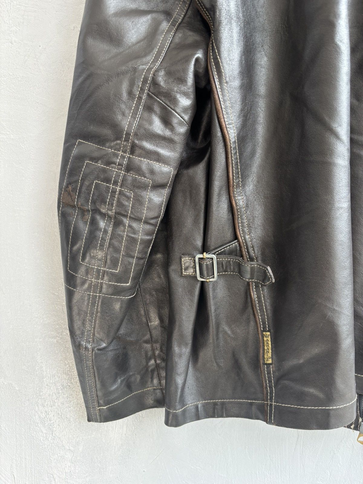 Armani Armani cowhide natural distressed leather jacket Size US L / EU 52-54 / 3 - 13 Thumbnail