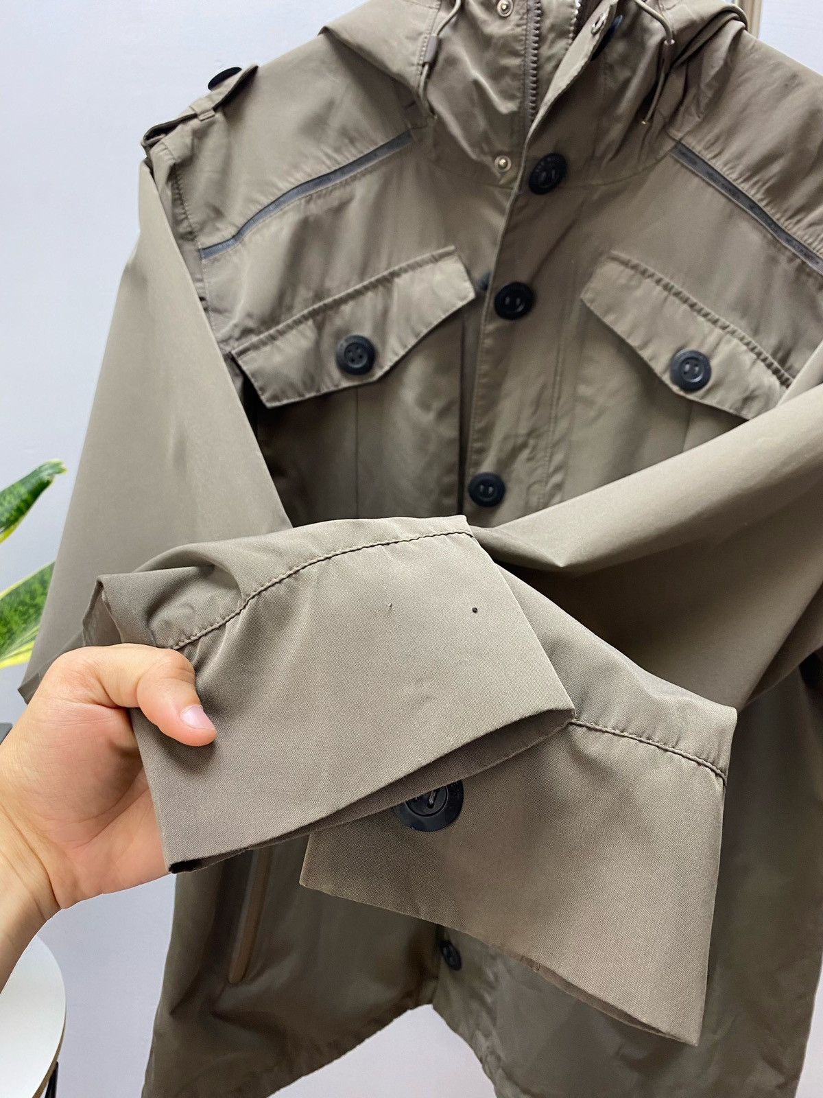 Other Helly Hansen Outdoor Gorpcore Jacket Men’s Beige L Size US L / EU 52-54 / 3 - 15 Thumbnail