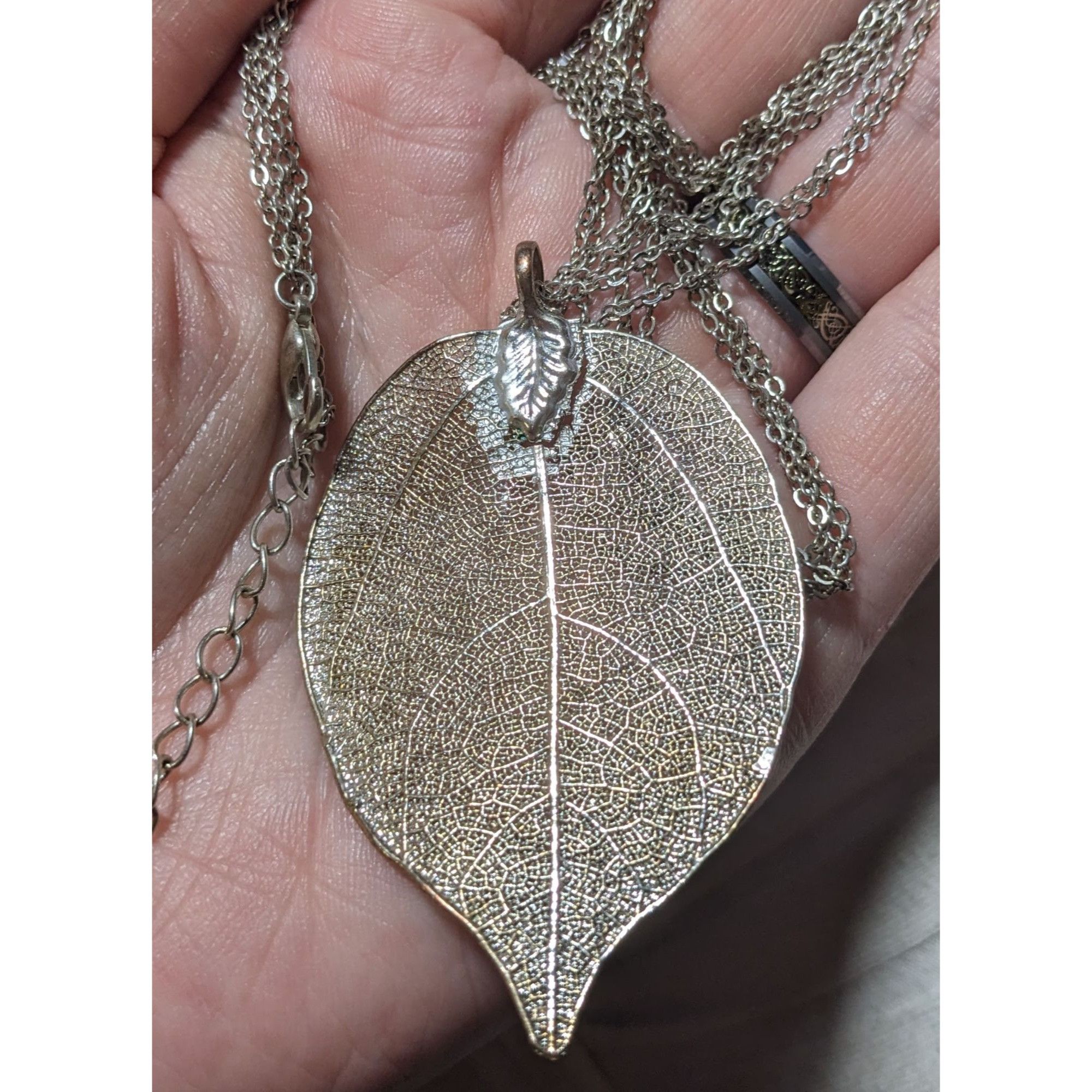 Other Vintage Silver Electroplated Leaf Necklace Size ONE SIZE - 9 Thumbnail