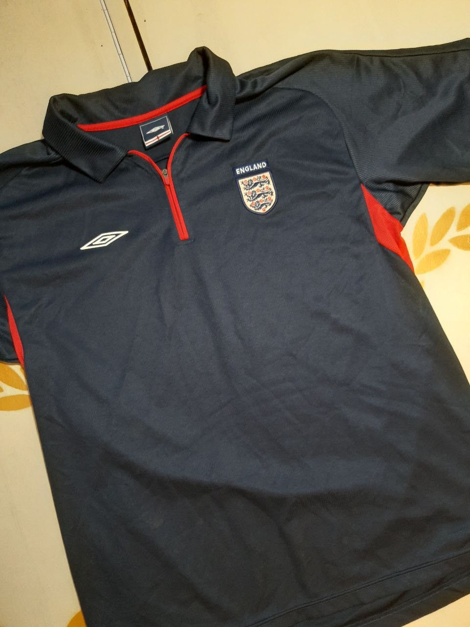 Umbro Umbro England Training Jersey Vintage Size US L / EU 52-54 / 3 - 5 Thumbnail