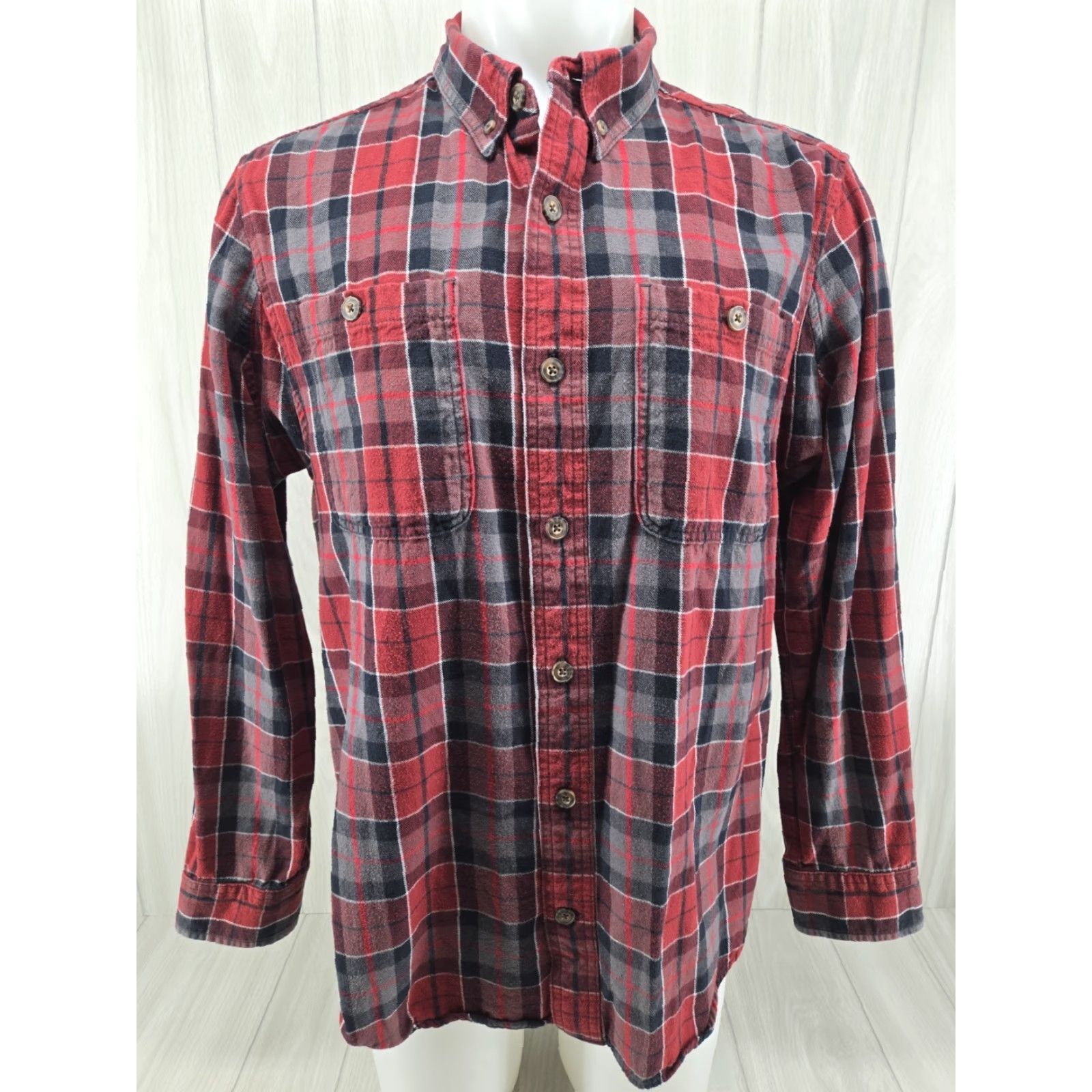 CO Duluth Trading Co Heavy Flannel Shirt Mens Large Red Black Plaid Shirt Size US L / EU 52-54 / 3 - 2 Thumbnail