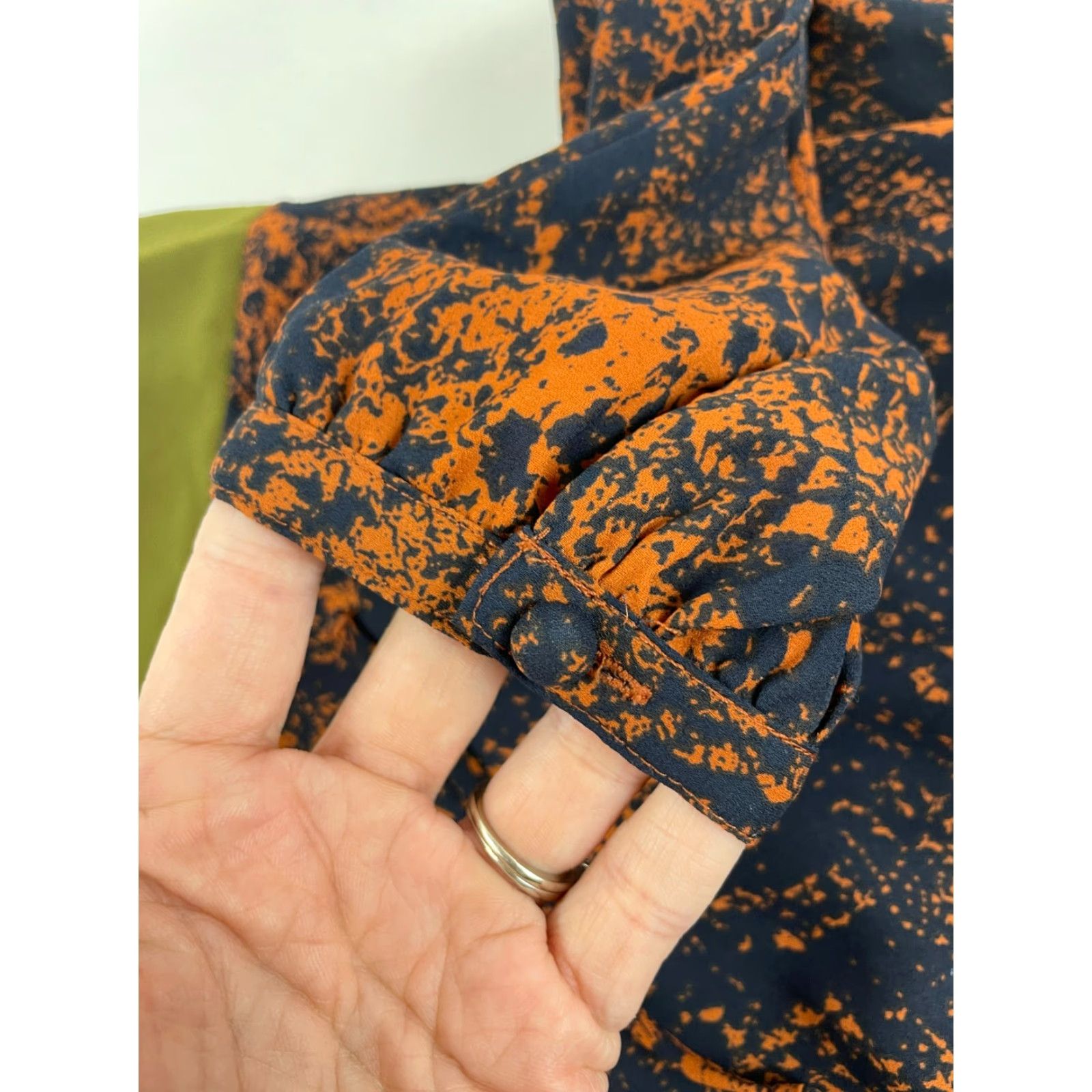 Vintage CAbi Blouse Shirt Tunic Women's XS Orange Snake Skin Pattern Green Hem Tie V-Neck Long Sleeve Casual Modern Mens? Wait. No. End. Size XS / US 0-2 / IT 36-38 - 6 Thumbnail