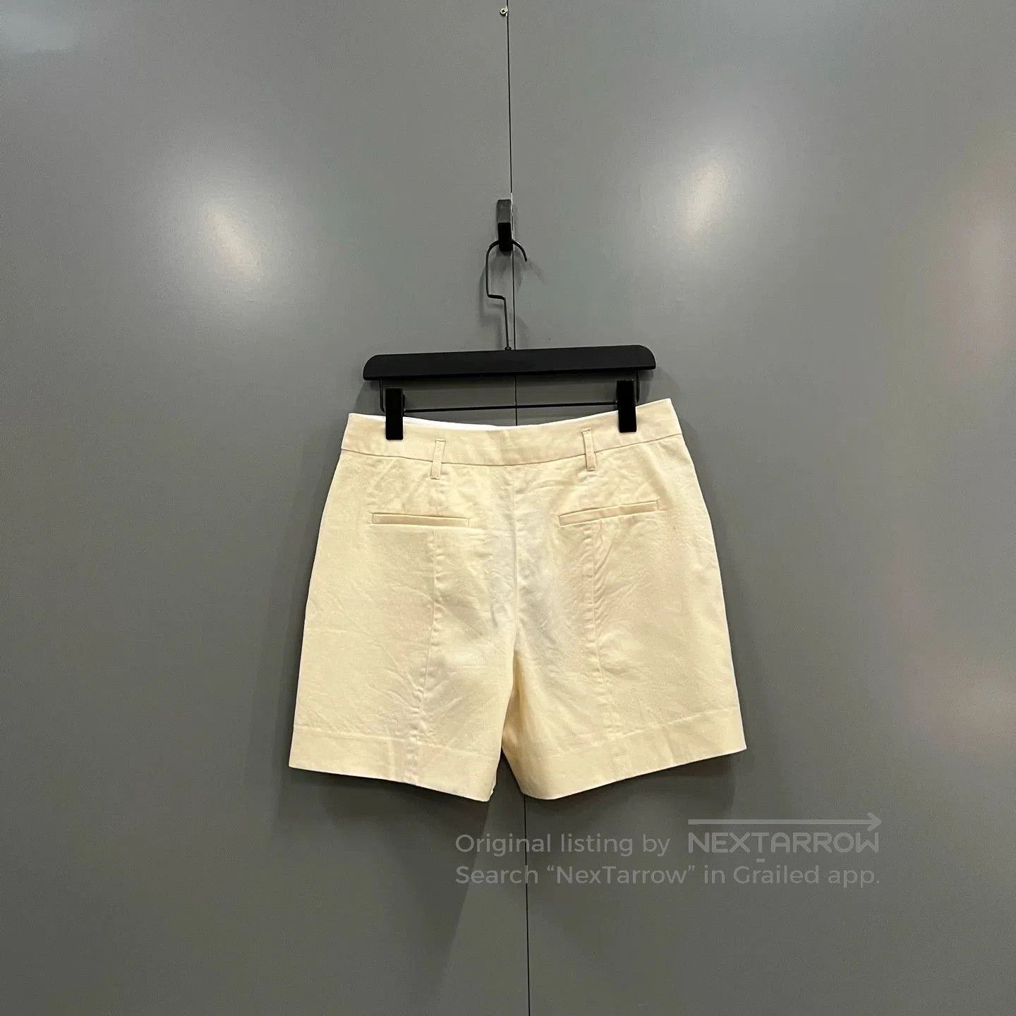 DOROTHEE SCHUMACHER DOROTHEE SCHUMACHER Beige Shorts. Size 25" / US 0 / IT 36 - 2 Thumbnail