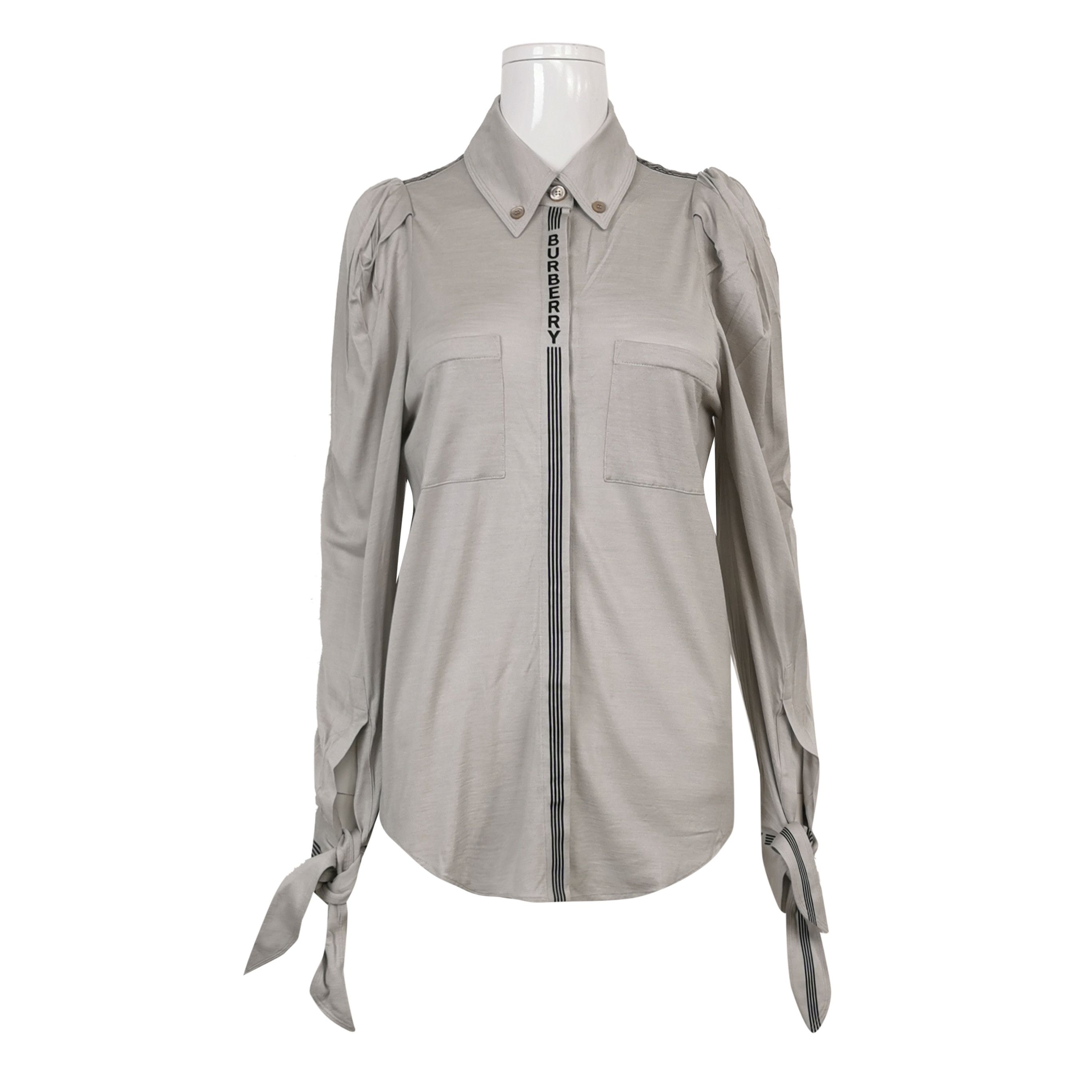 Burberry Burberry Women m Button Ups Size M / US 6-8 / IT 42-44 - 1 Thumbnail