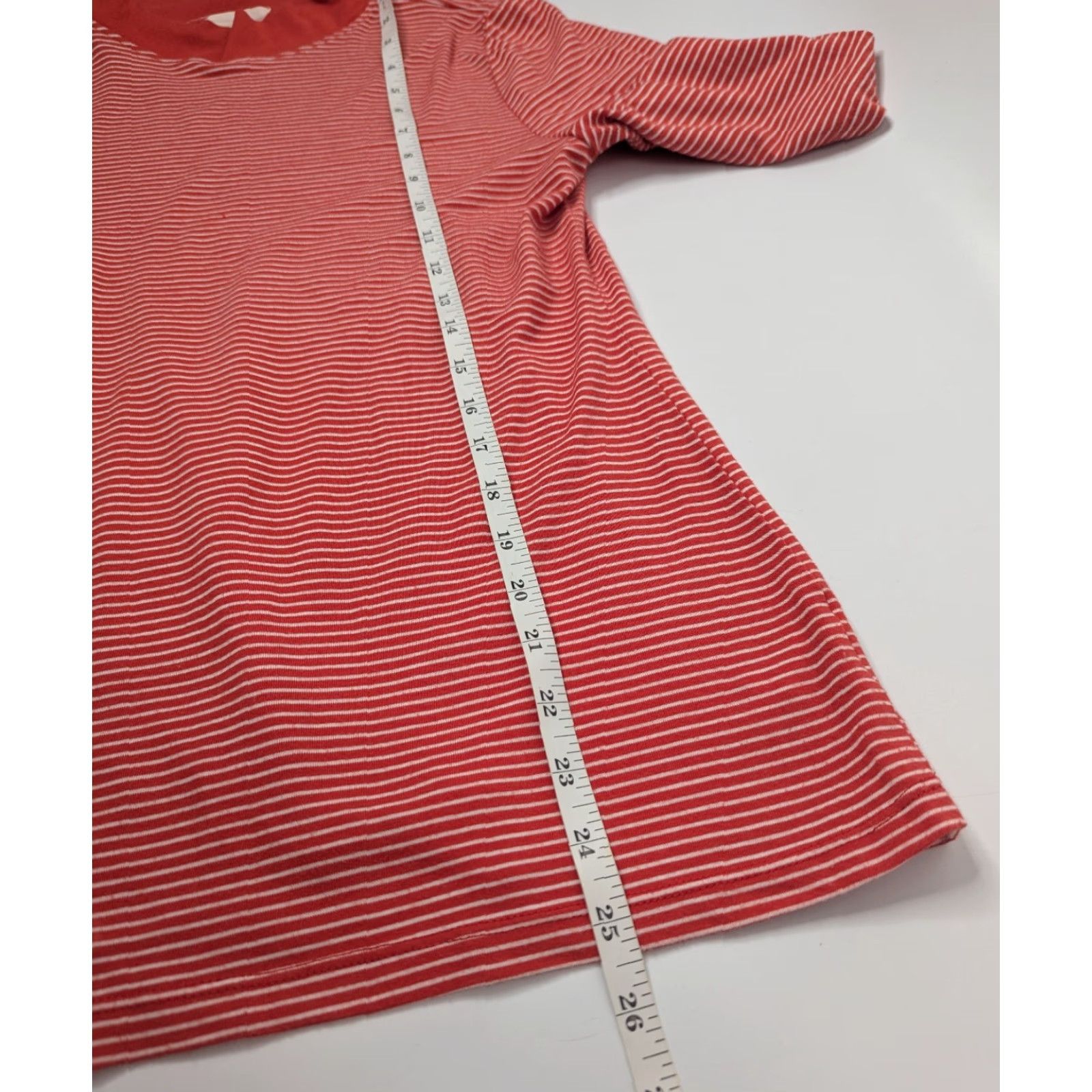 Anthropologie VINTAGE Anthropologie T.La Red and White Striped Mockneck Tee Size Medium Size M / US 6-8 / IT 42-44 - 4 Thumbnail