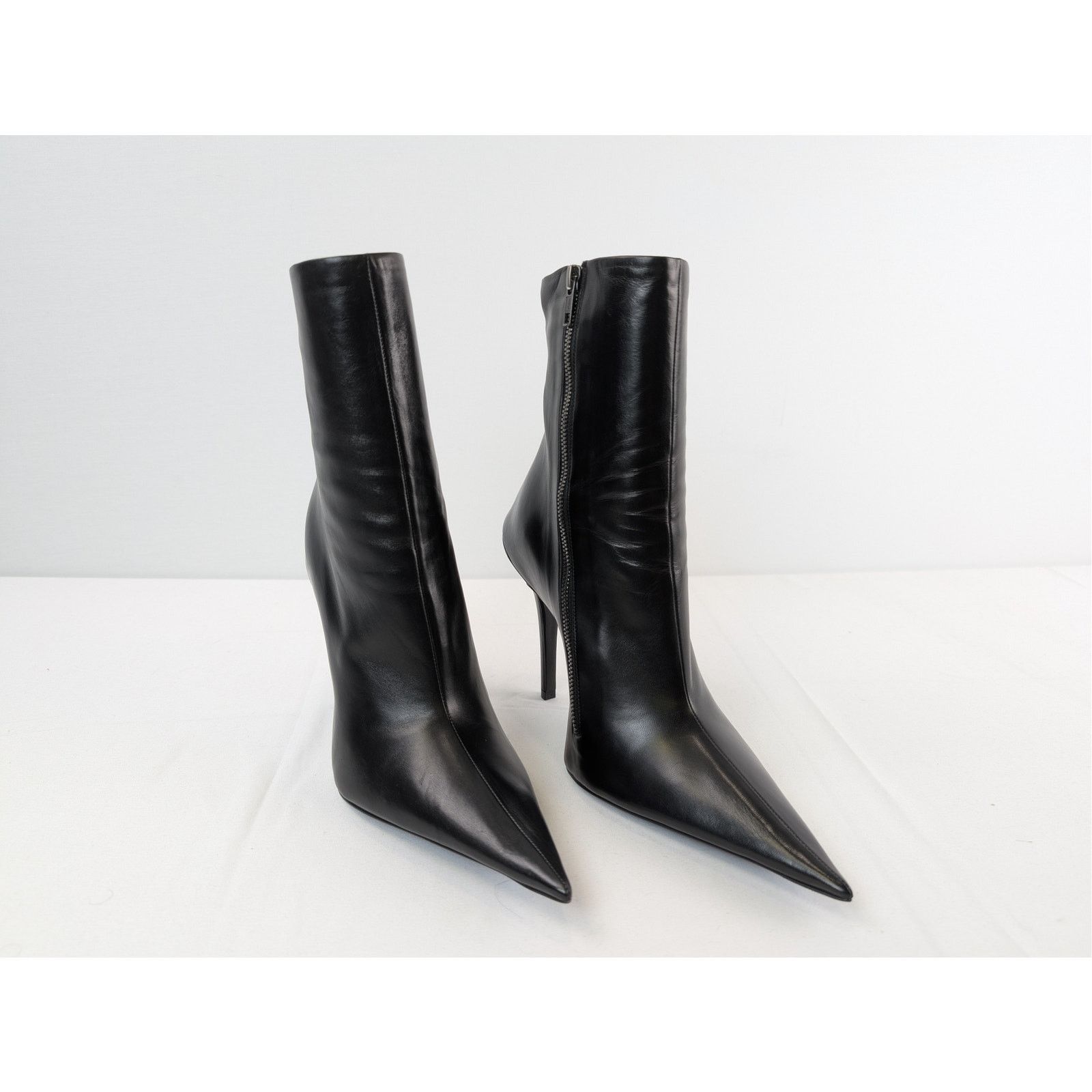 Balenciaga o1rshd1 Witch Bootie Shiny Soft Sheepskin Boot in Black Size US 8 / IT 38 - 6 Thumbnail