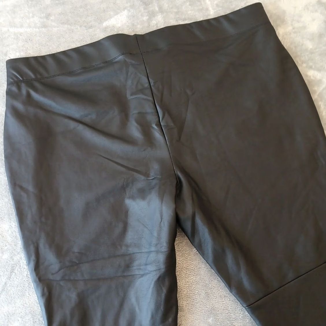 Vintage Lane Bryant Pants Womens Size 26/28 Black Faux Leather Skinny Ankle Pull On Size 26" / US 2 / IT 38 - 7 Thumbnail