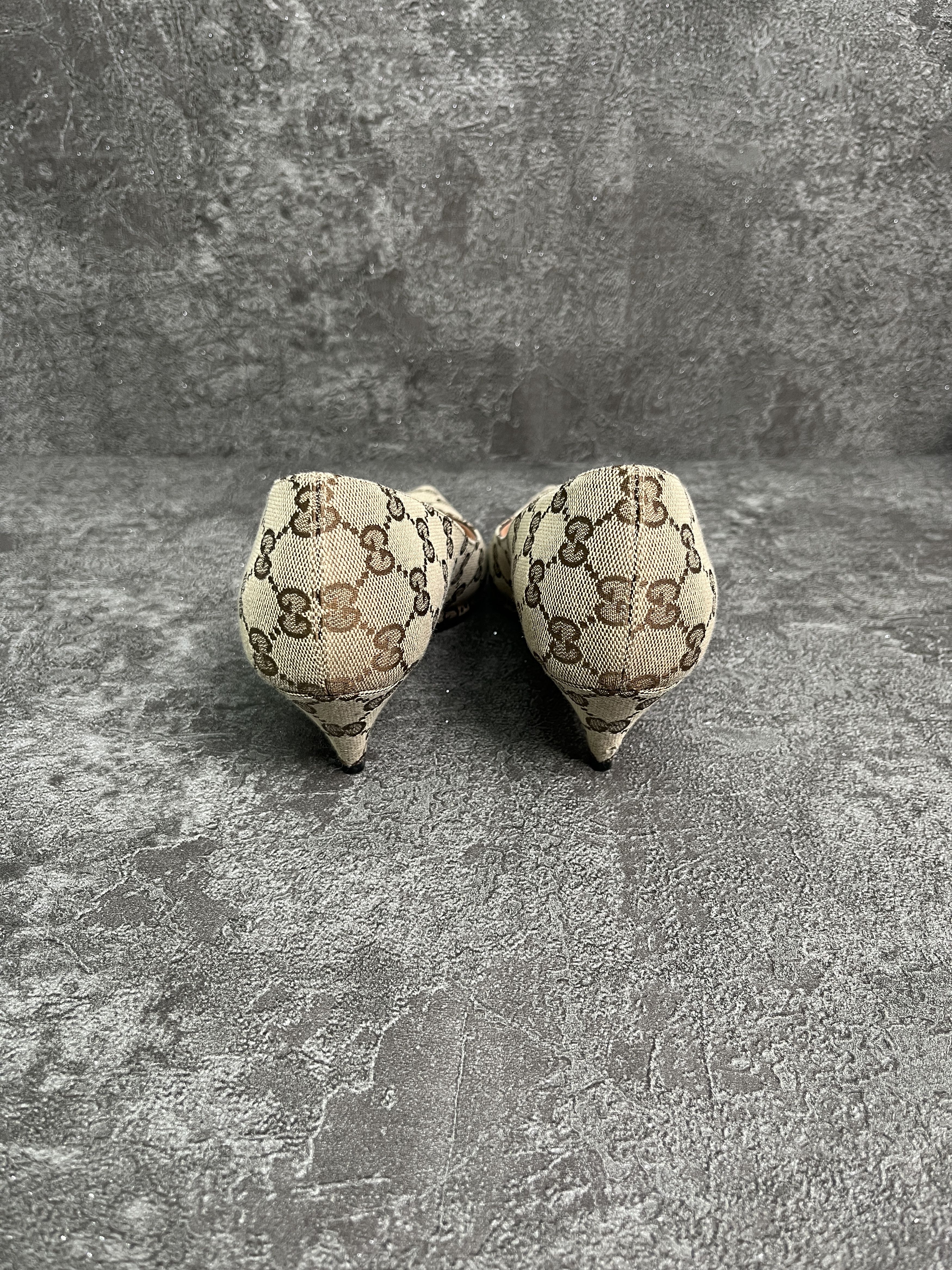 Gucci Gucci Monogram Pumps With White Bow And Logo Alphabet Size US 6 / IT 36 - 4 Thumbnail