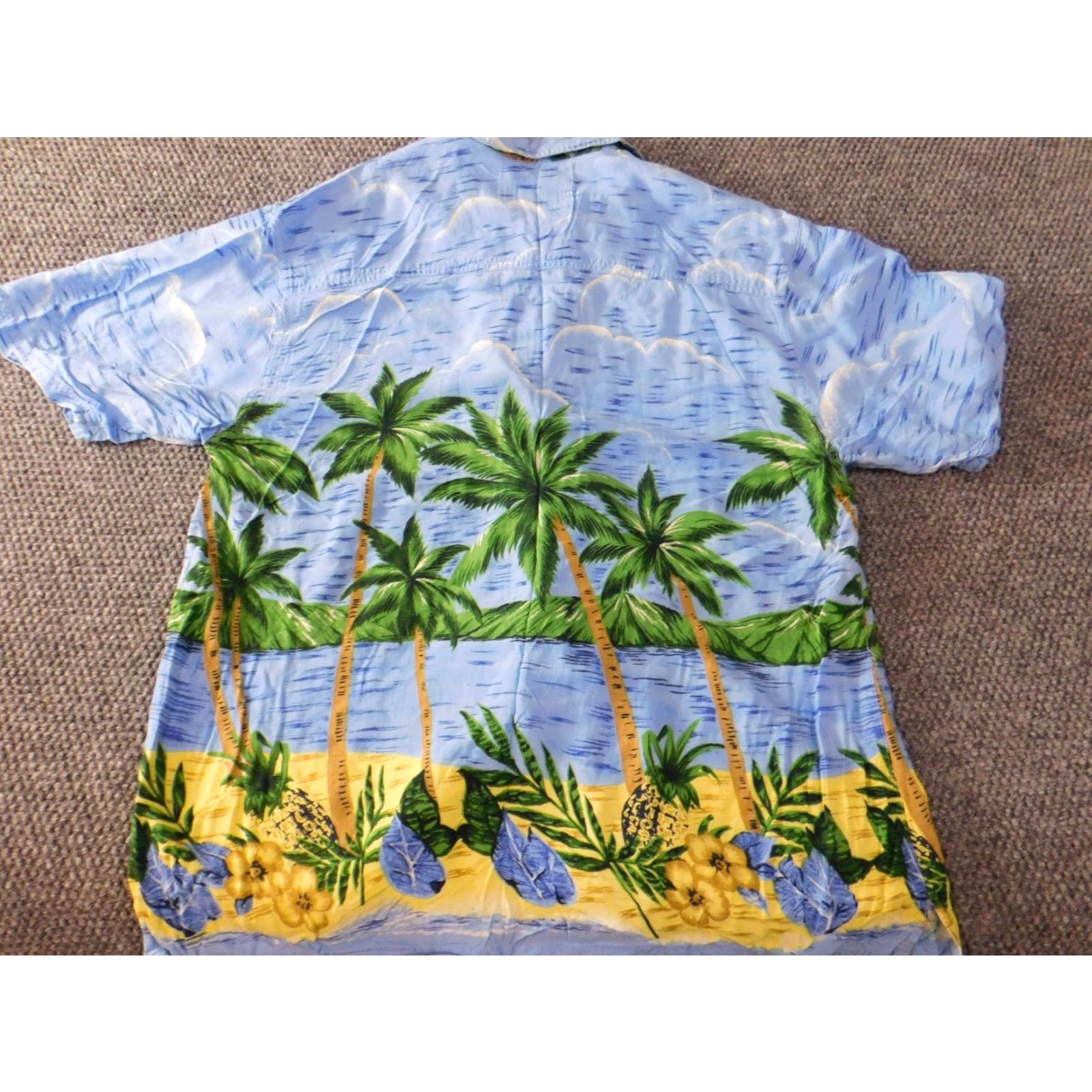 Vintage VINTAGE Thumbs Up Hawaiian Shirt Mens XL Blue Floral Button Up Size US XL / EU 56 / 4 - 7 Thumbnail