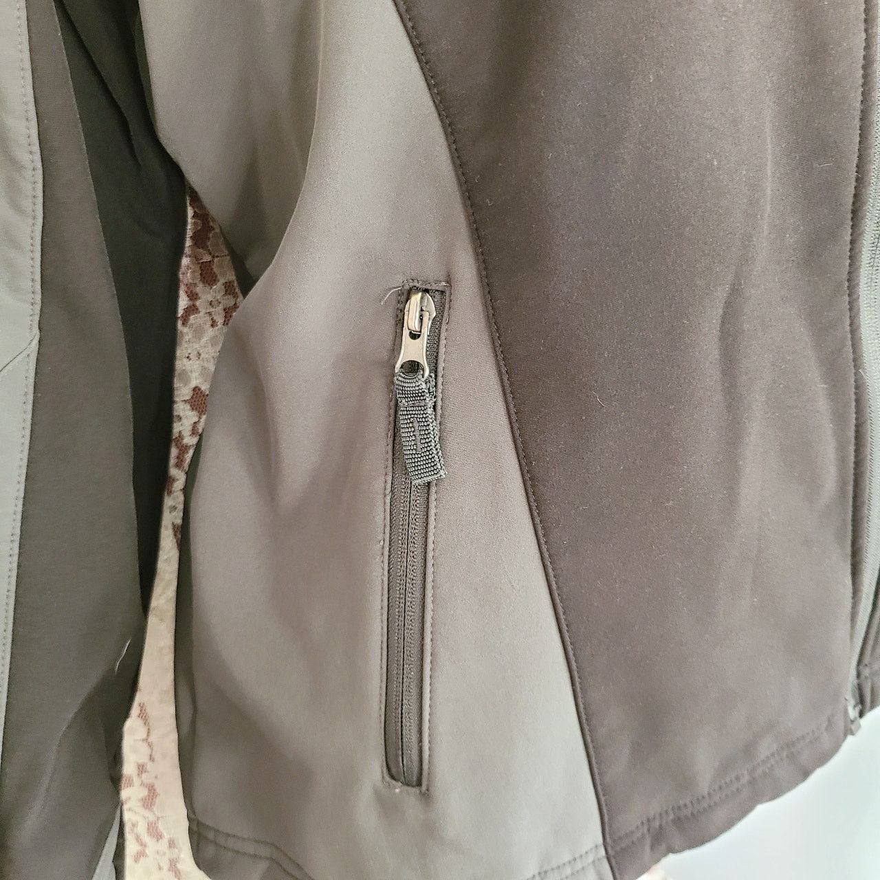 Free Country Free Country black gray full zip colorblock jacket size xl Size US XL / EU 56 / 4 - 6 Thumbnail