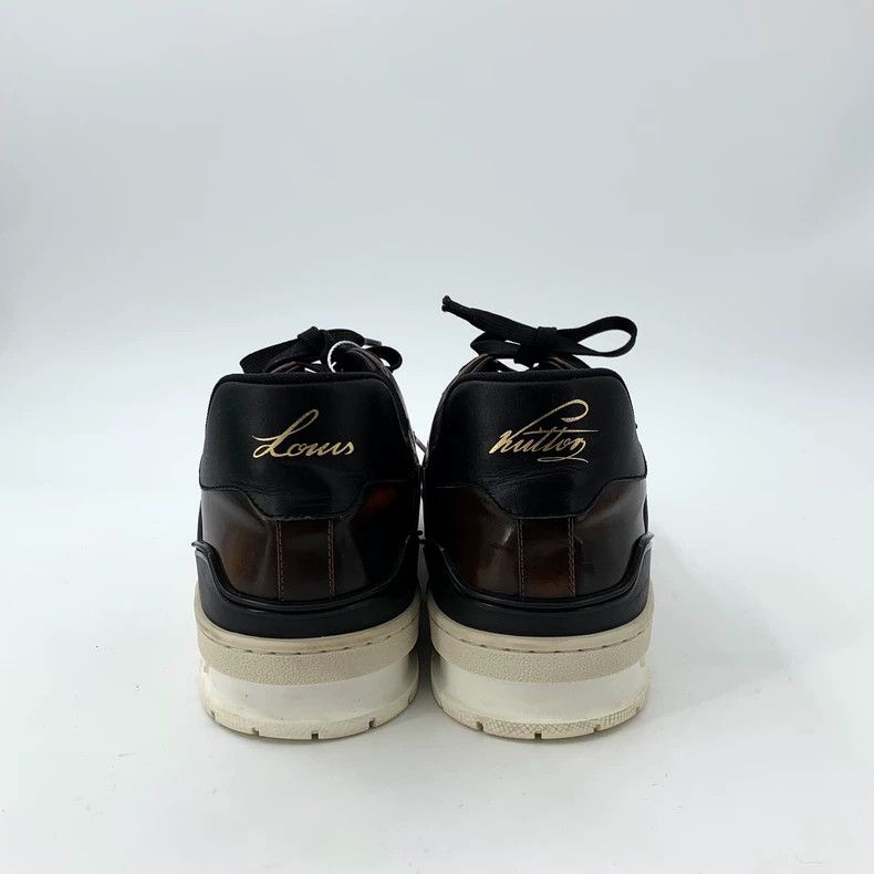 Louis Vuitton Louis Vuitton Brown patent leather lace-up board shoes Size US 9.5 / EU 42-43 - 4 Thumbnail