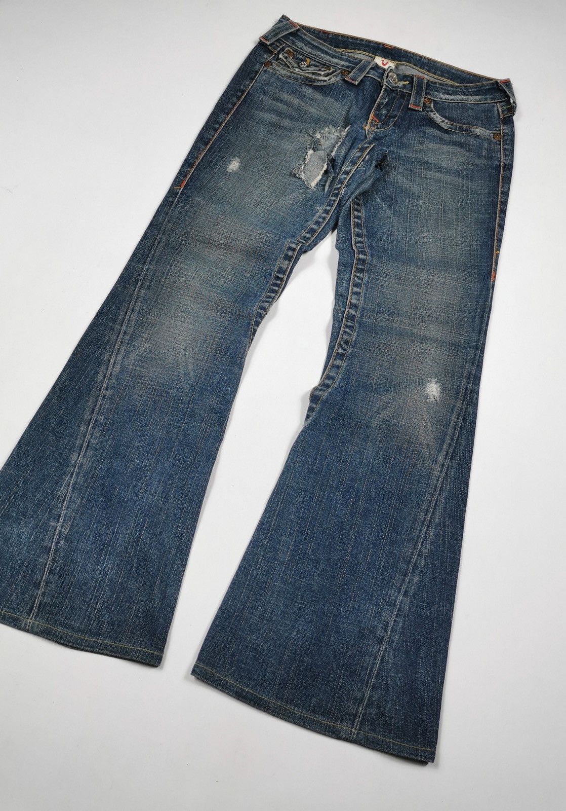 True Religion Bootcut Flare True Religion Distressed Jeans Size 26" / US 2 / IT 38 - 2 Thumbnail